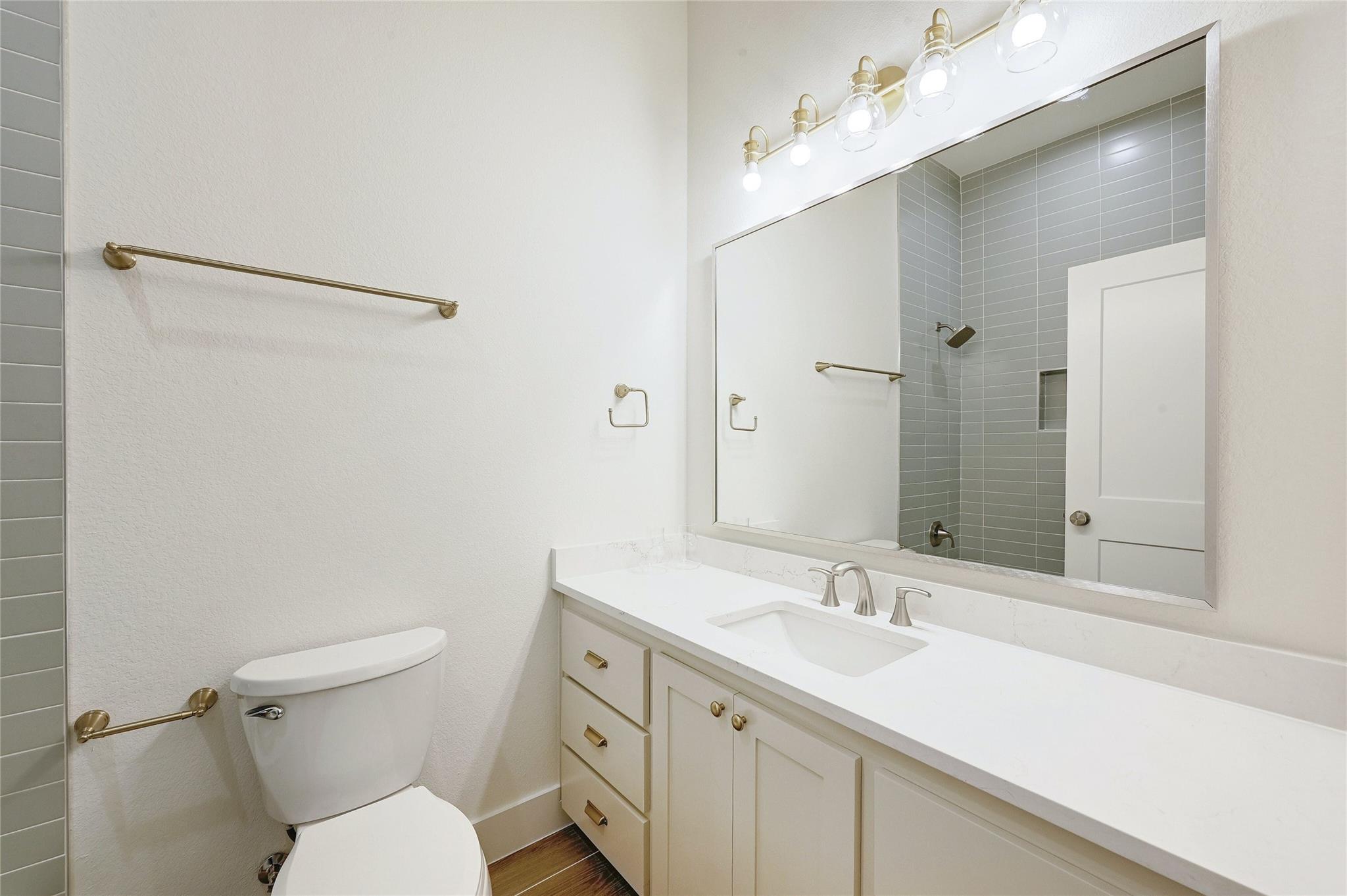 16 Rhapsody Ln, Wimberley, TX 78676