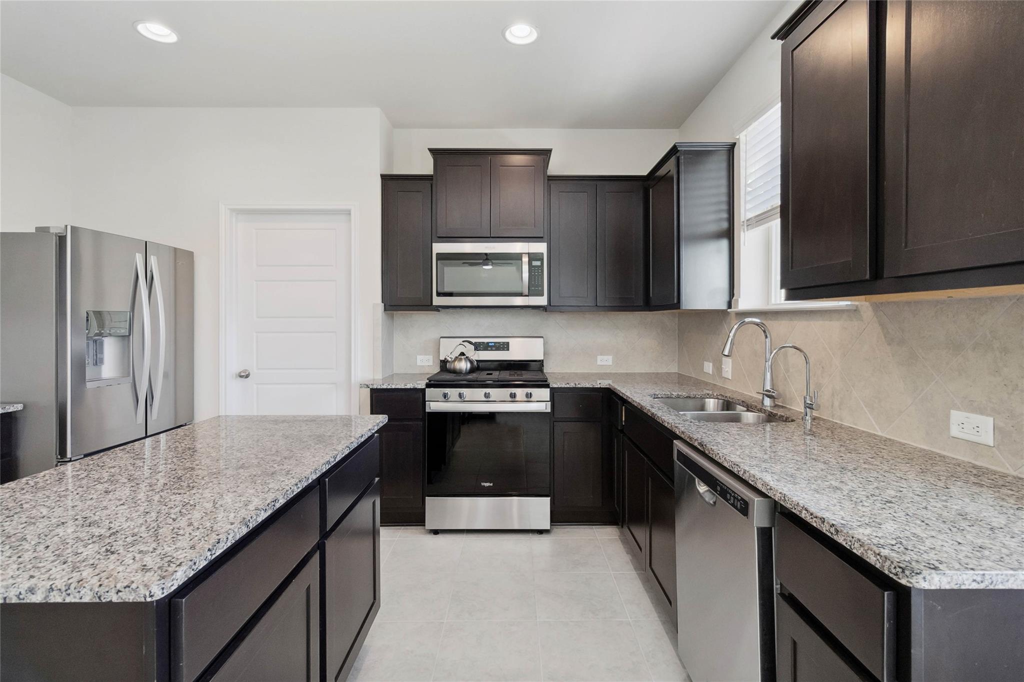 109 Cypress Hills Rd, San Marcos, TX 78666