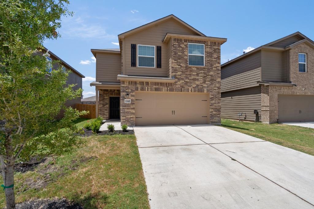 1342 Amy Dr, Kyle, TX 78640