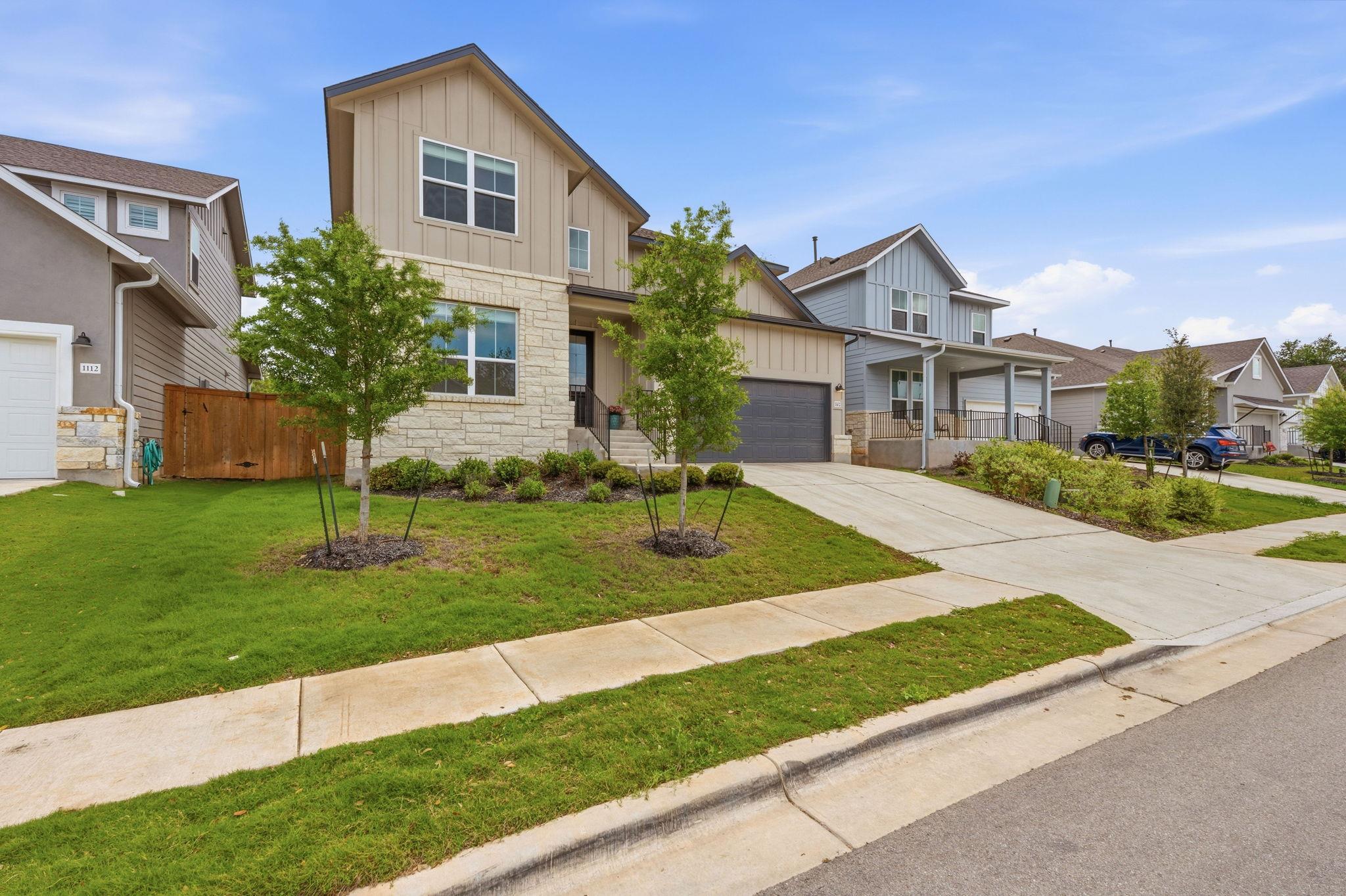 1102 Sage Thrasher Cir, Dripping Springs, TX 78620