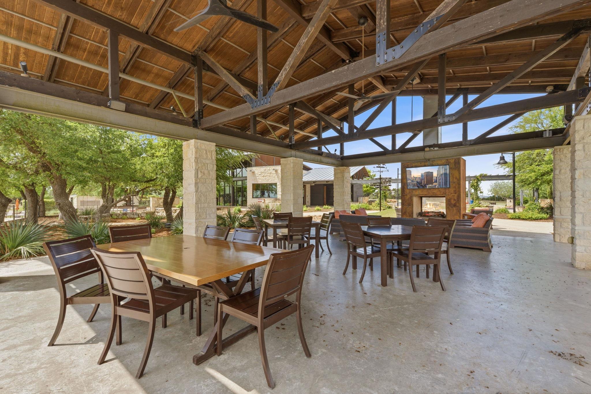 1102 Sage Thrasher Cir, Dripping Springs, TX 78620