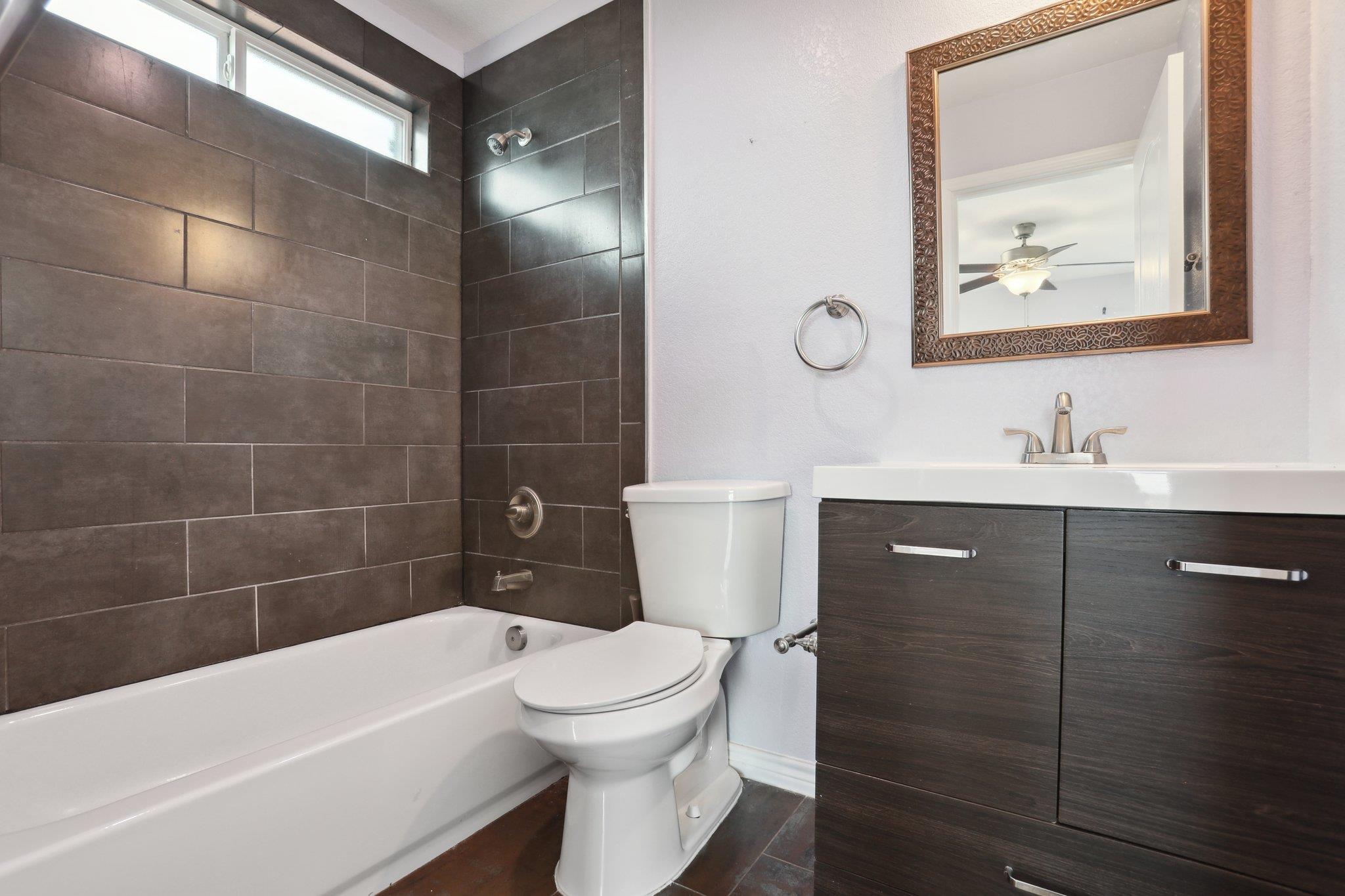 20111 Travis Dr # A, Lago Vista, TX 78645