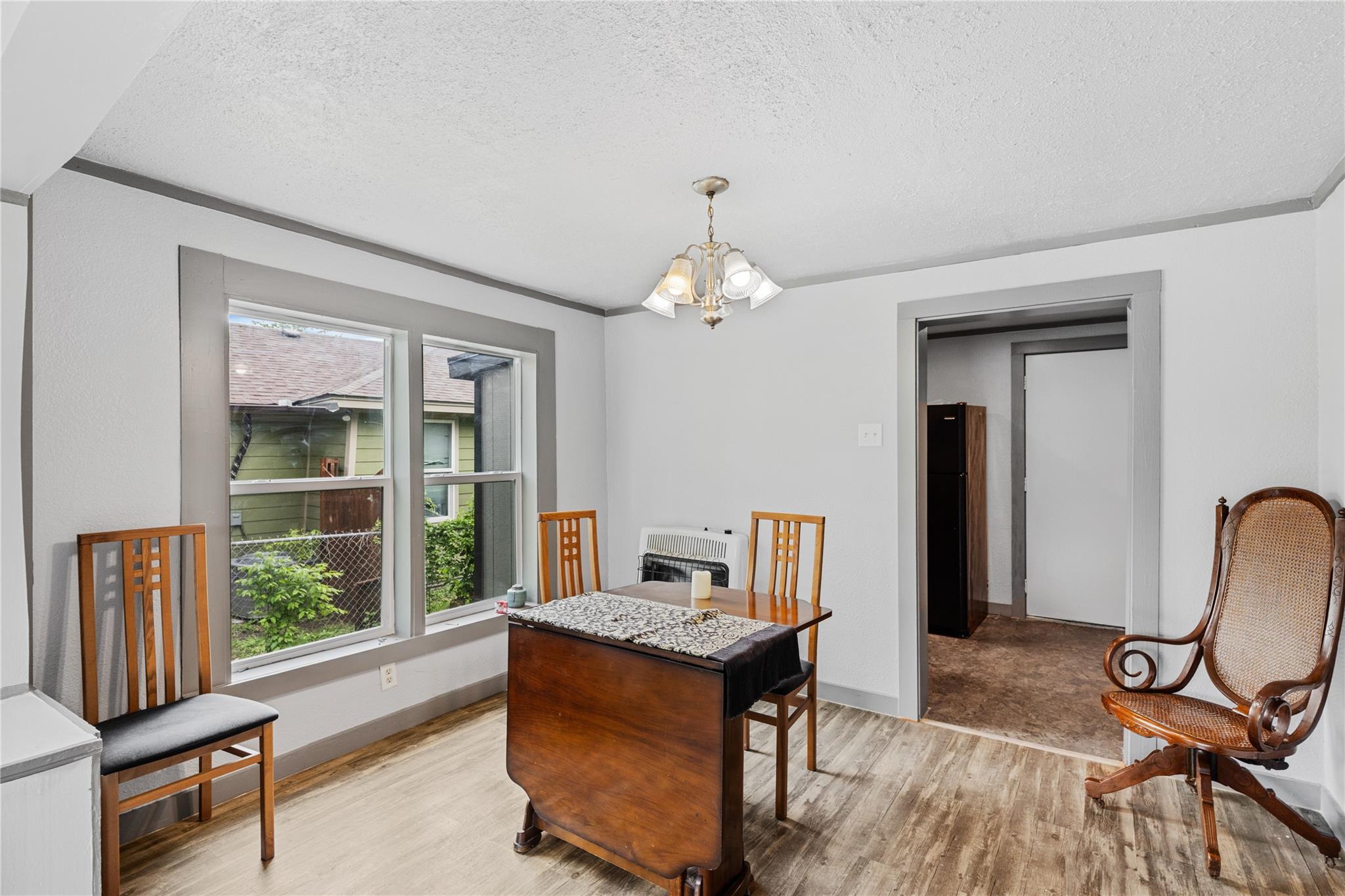 604 Burkett St, Taylor, TX 76574