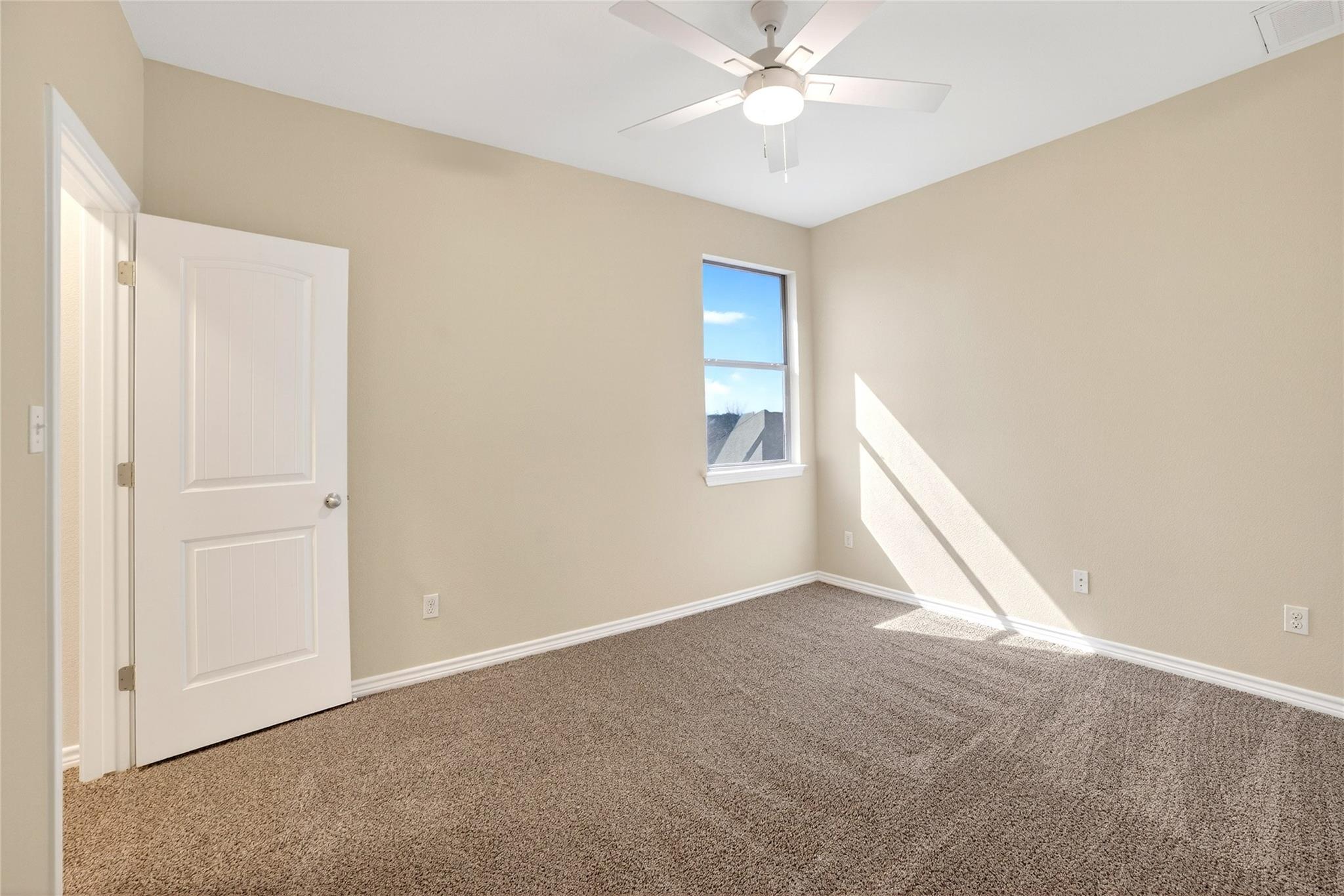 1090 Sussex Way, Round Rock, TX 78665