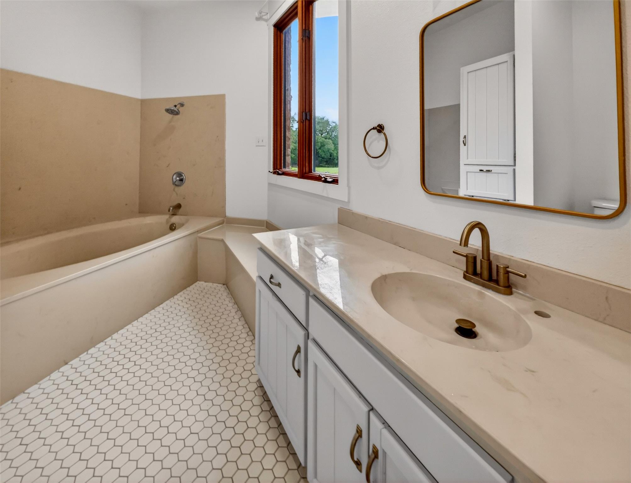 6106 SE FM Rnch, Holland, TX 76534