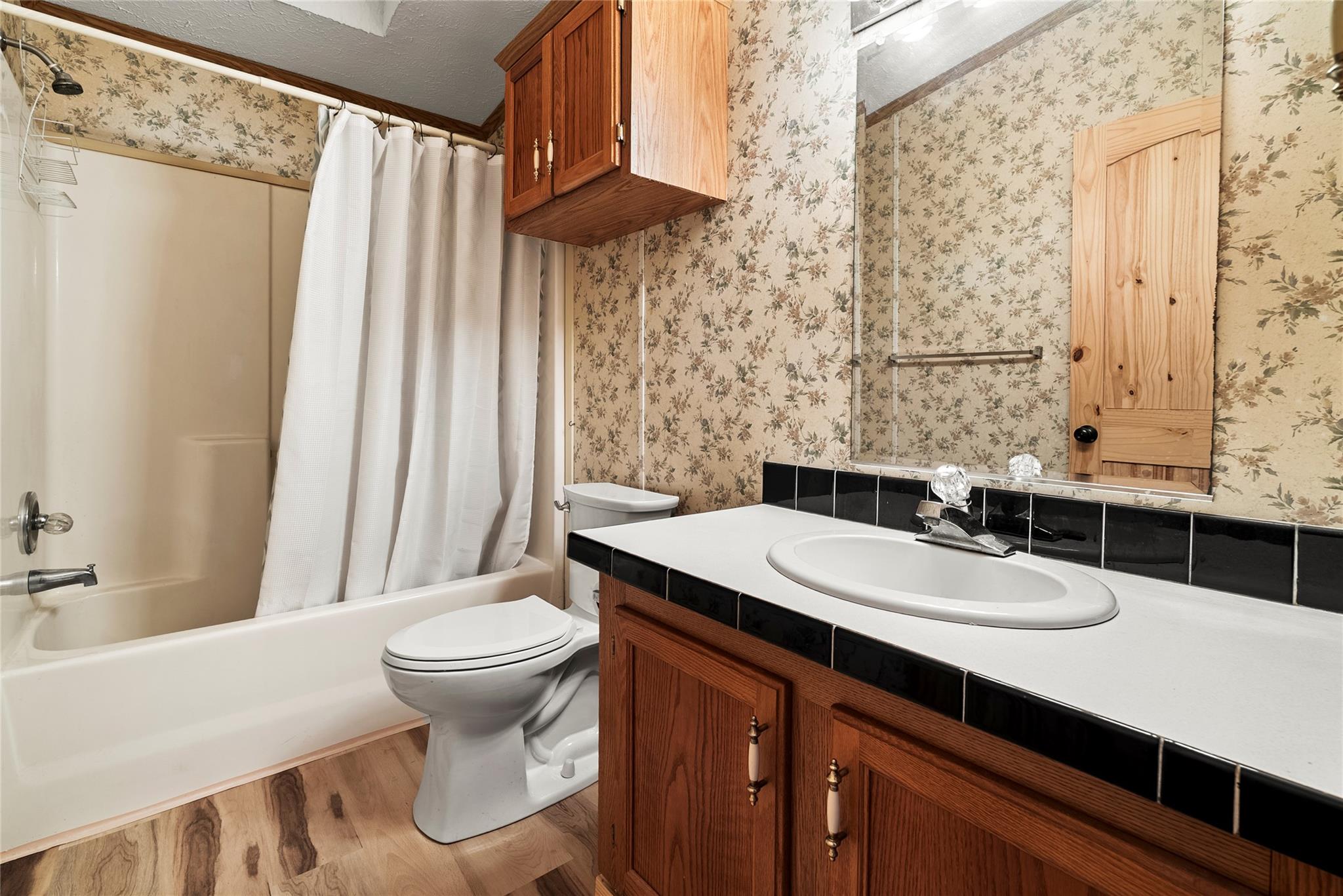 820 County Road 454, Taylor, TX 78615