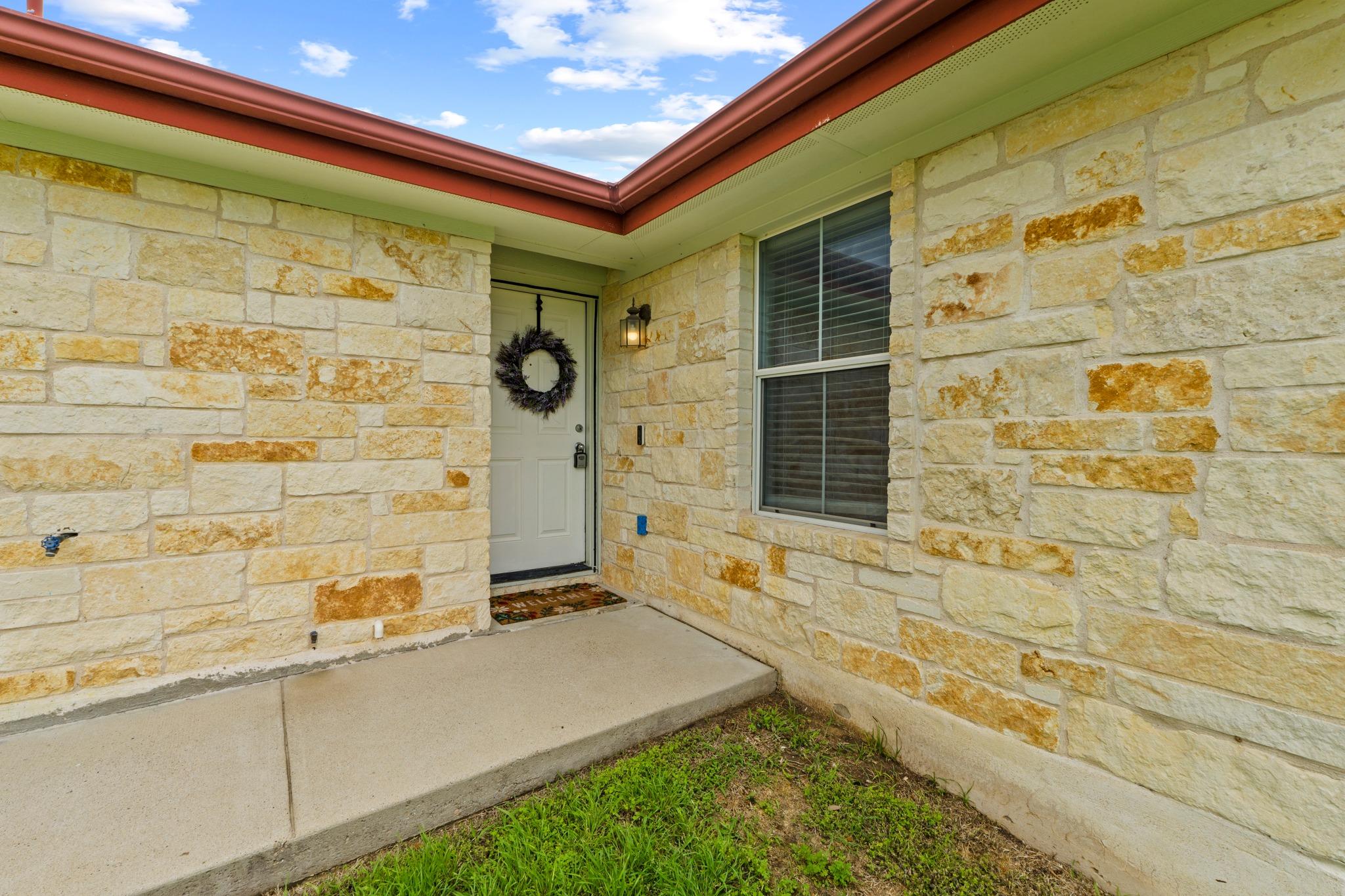 243-245 Marvin Cv, Hutto, TX 78634