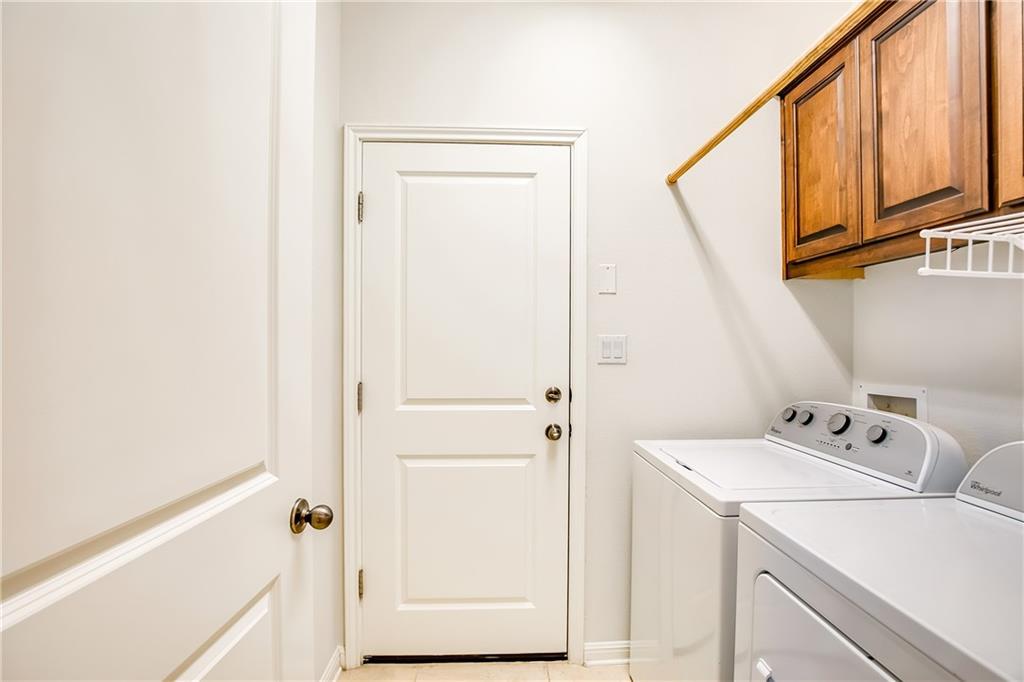 2328 Lookout Range Dr, Leander, TX 78641