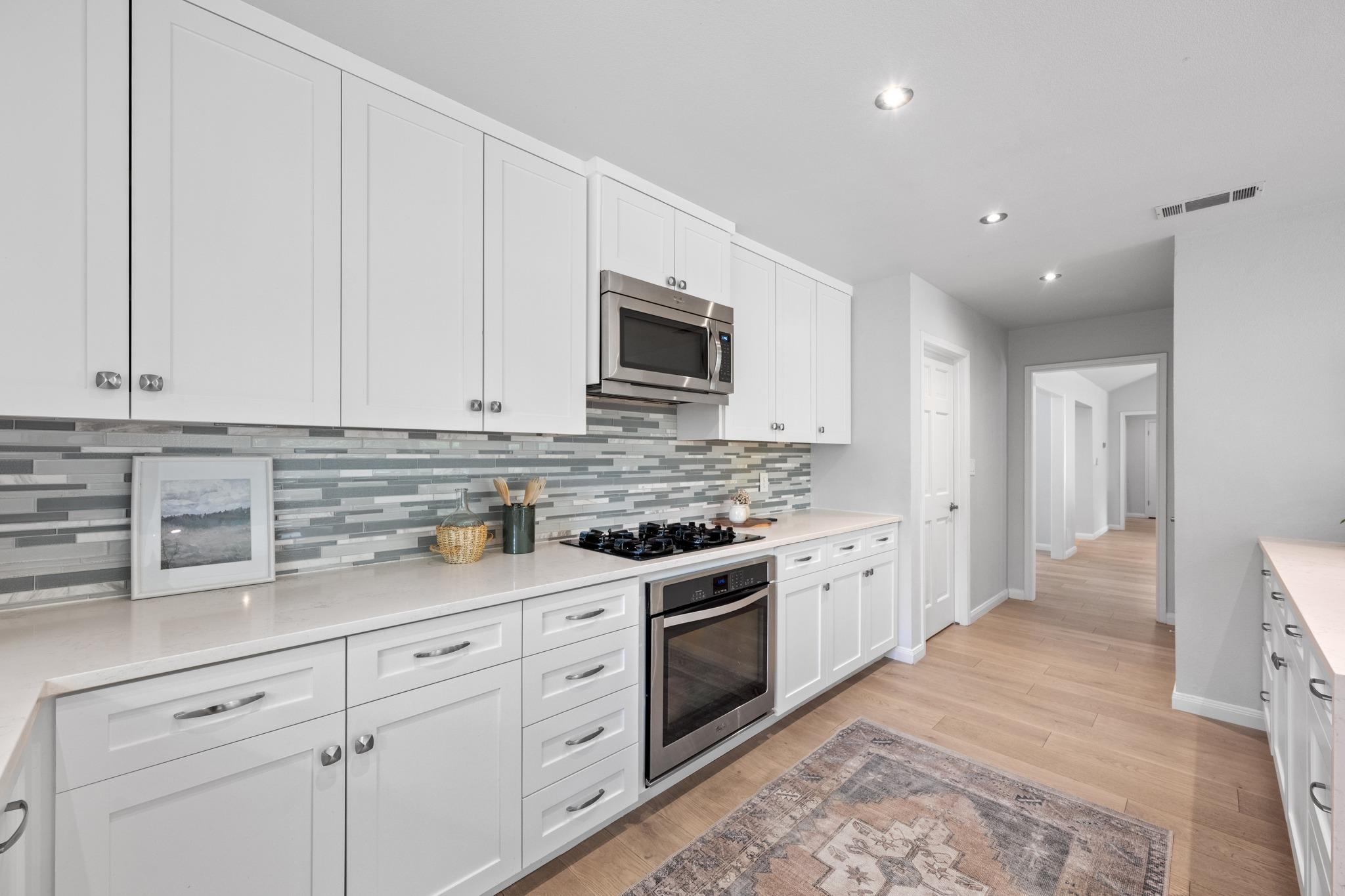 6104 Carry Back Ln, Austin, TX 78746