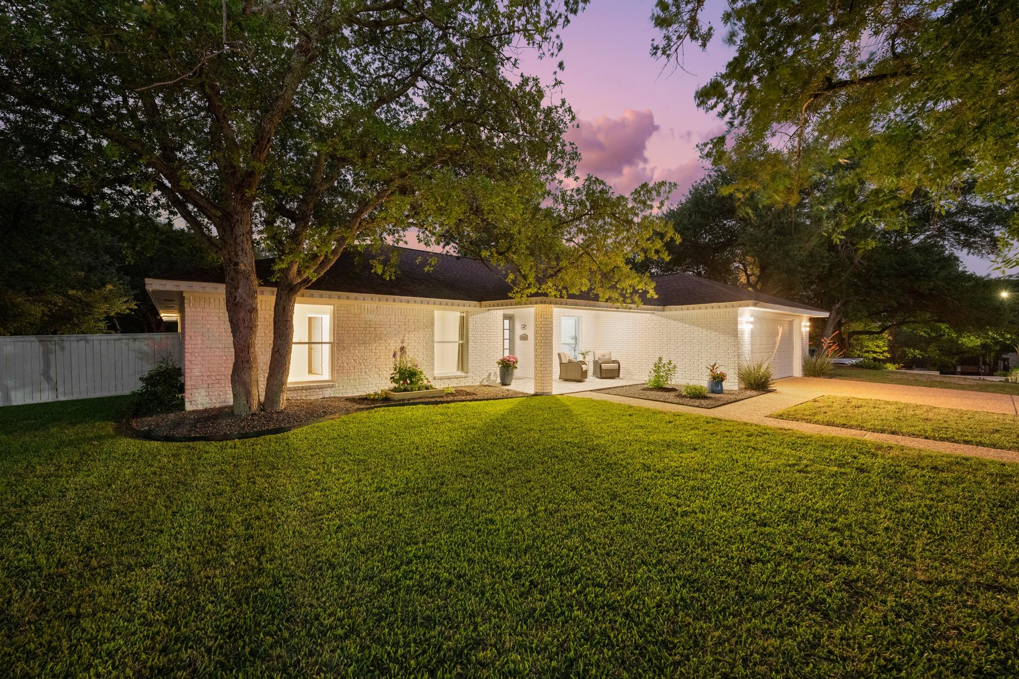 6104 Carry Back Ln, Austin, TX 78746