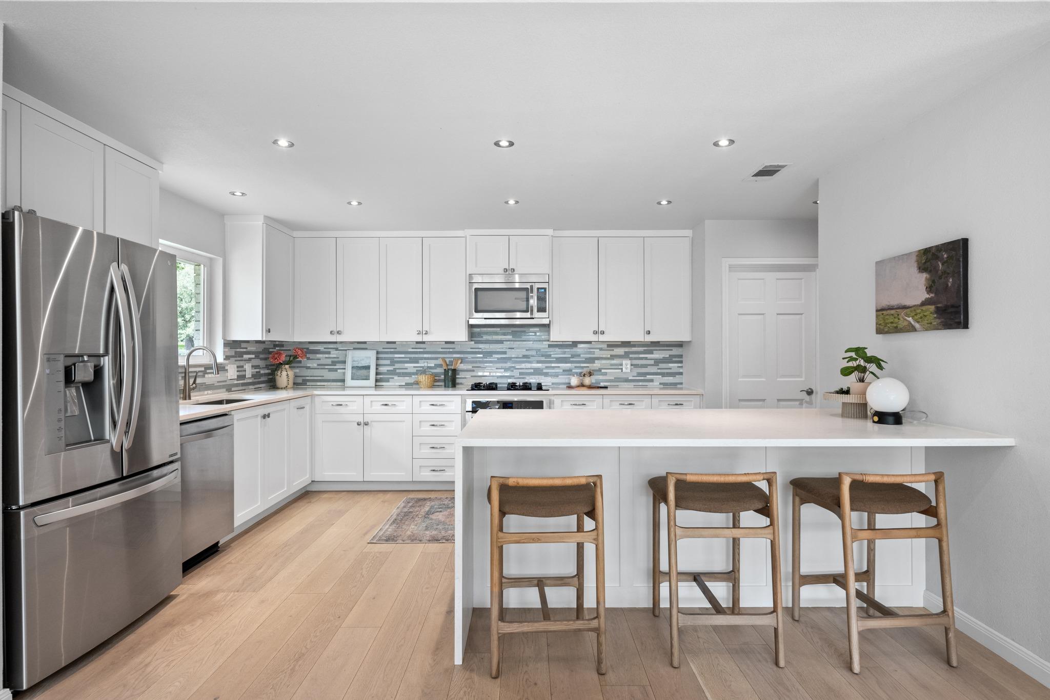 6104 Carry Back Ln, Austin, TX 78746