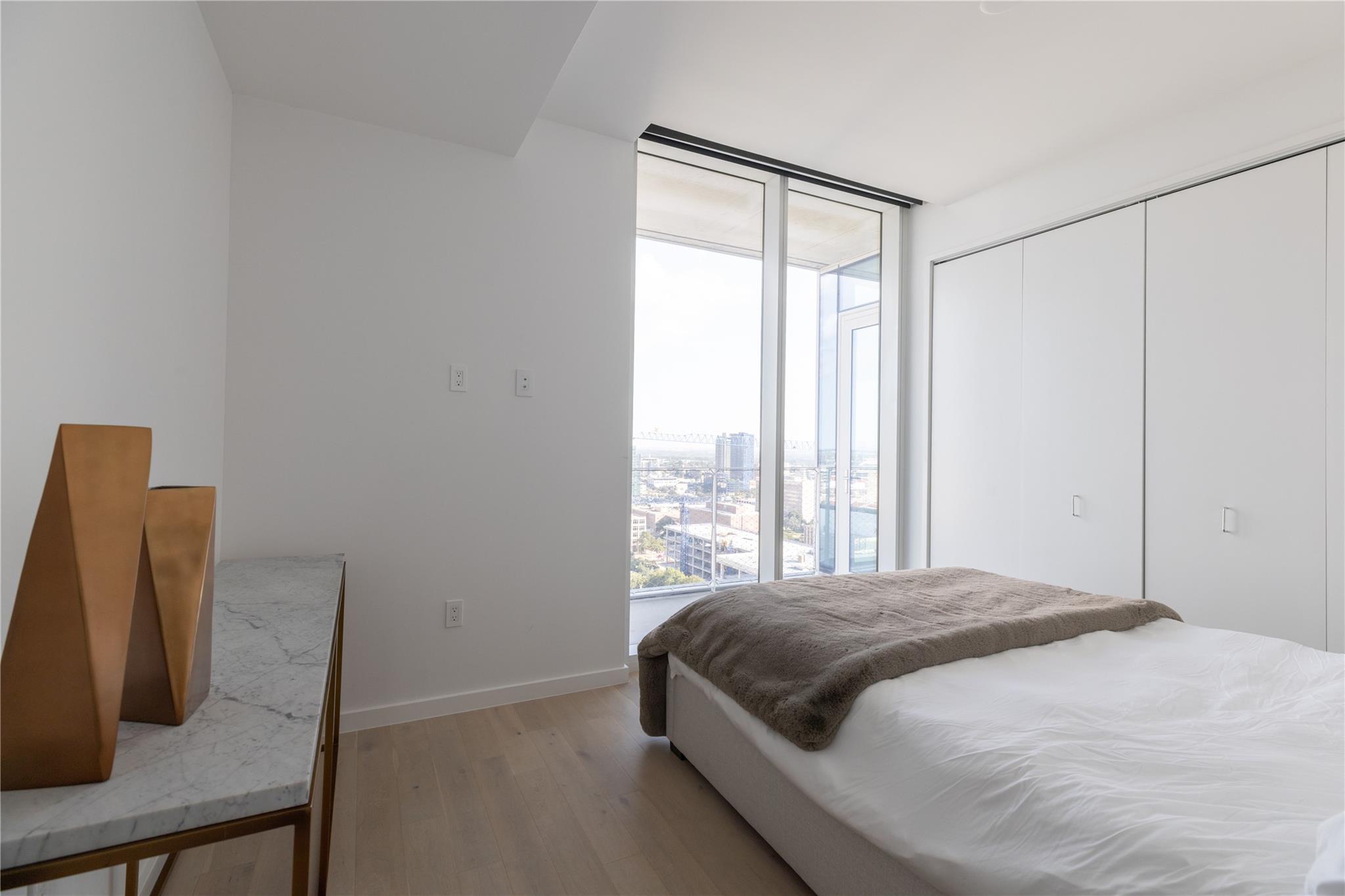 313 W 17th St # 2007, Austin, TX 78701