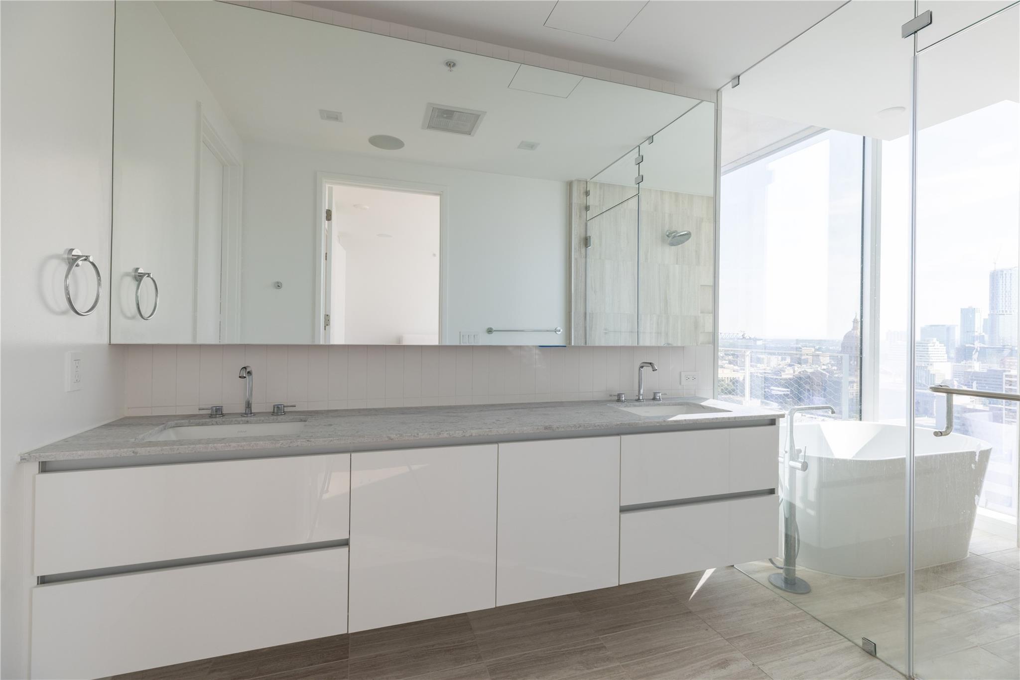 313 W 17th St # 2007, Austin, TX 78701