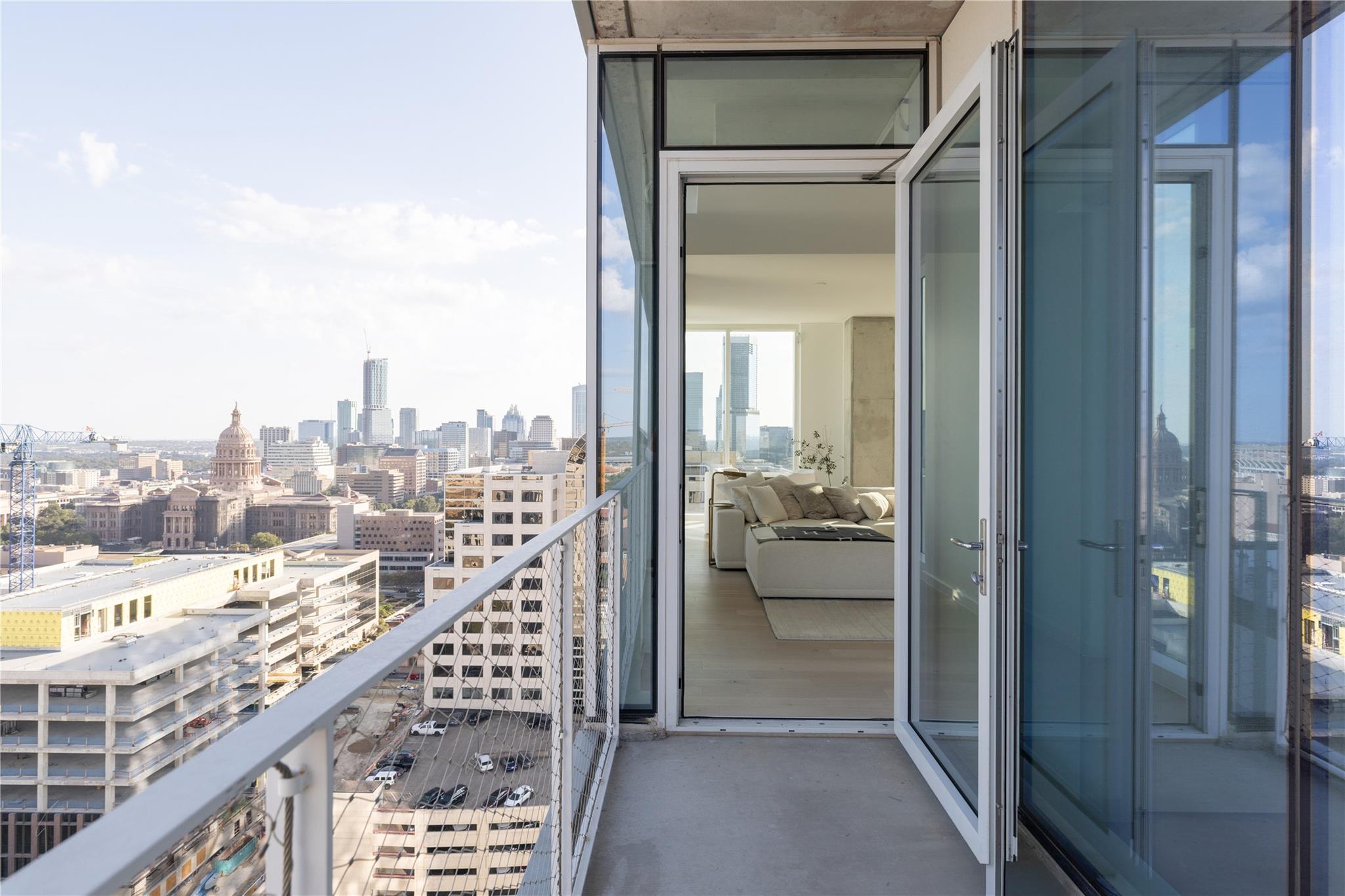 313 W 17th St # 2007, Austin, TX 78701