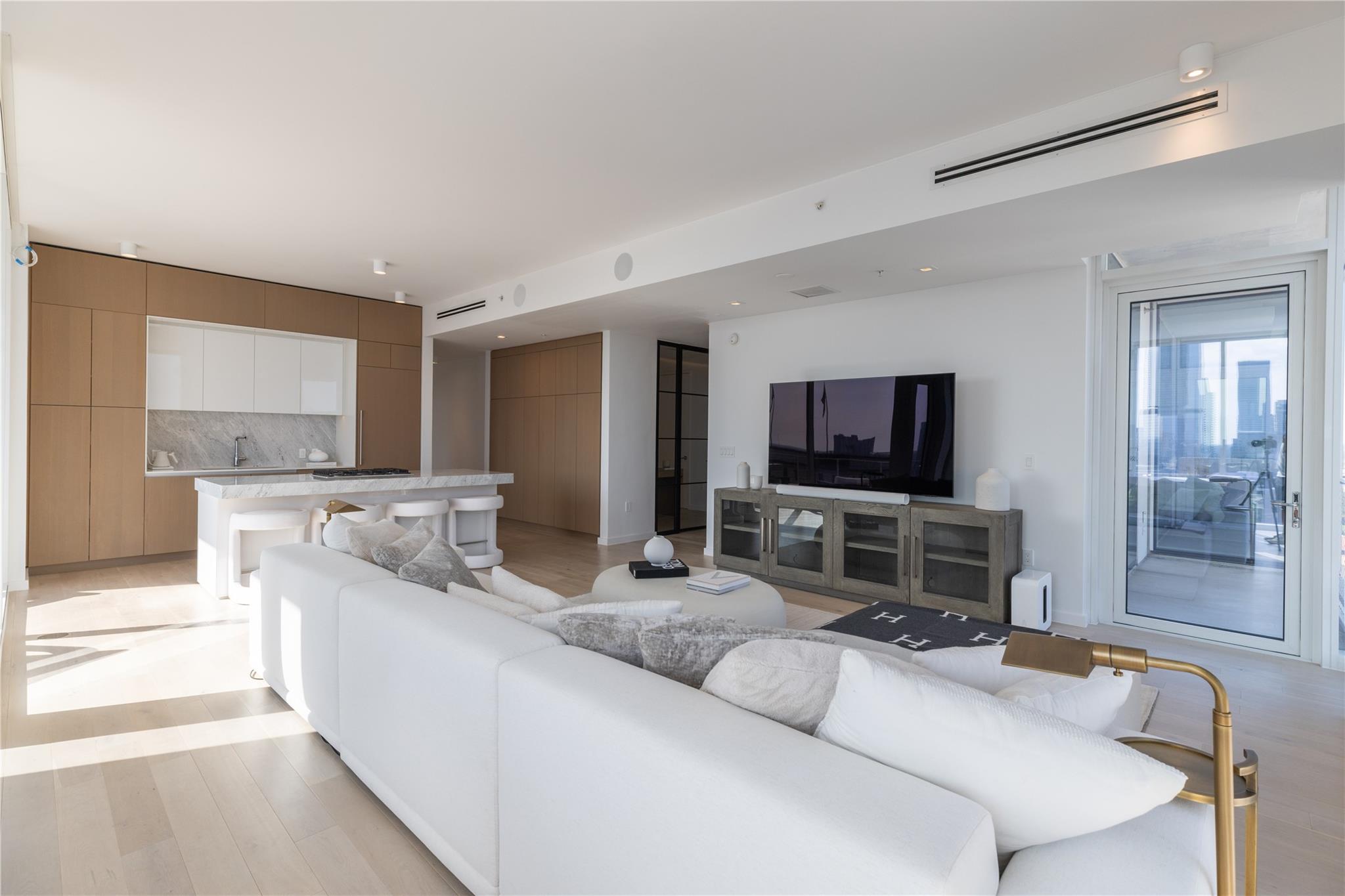 313 W 17th St # 2007, Austin, TX 78701