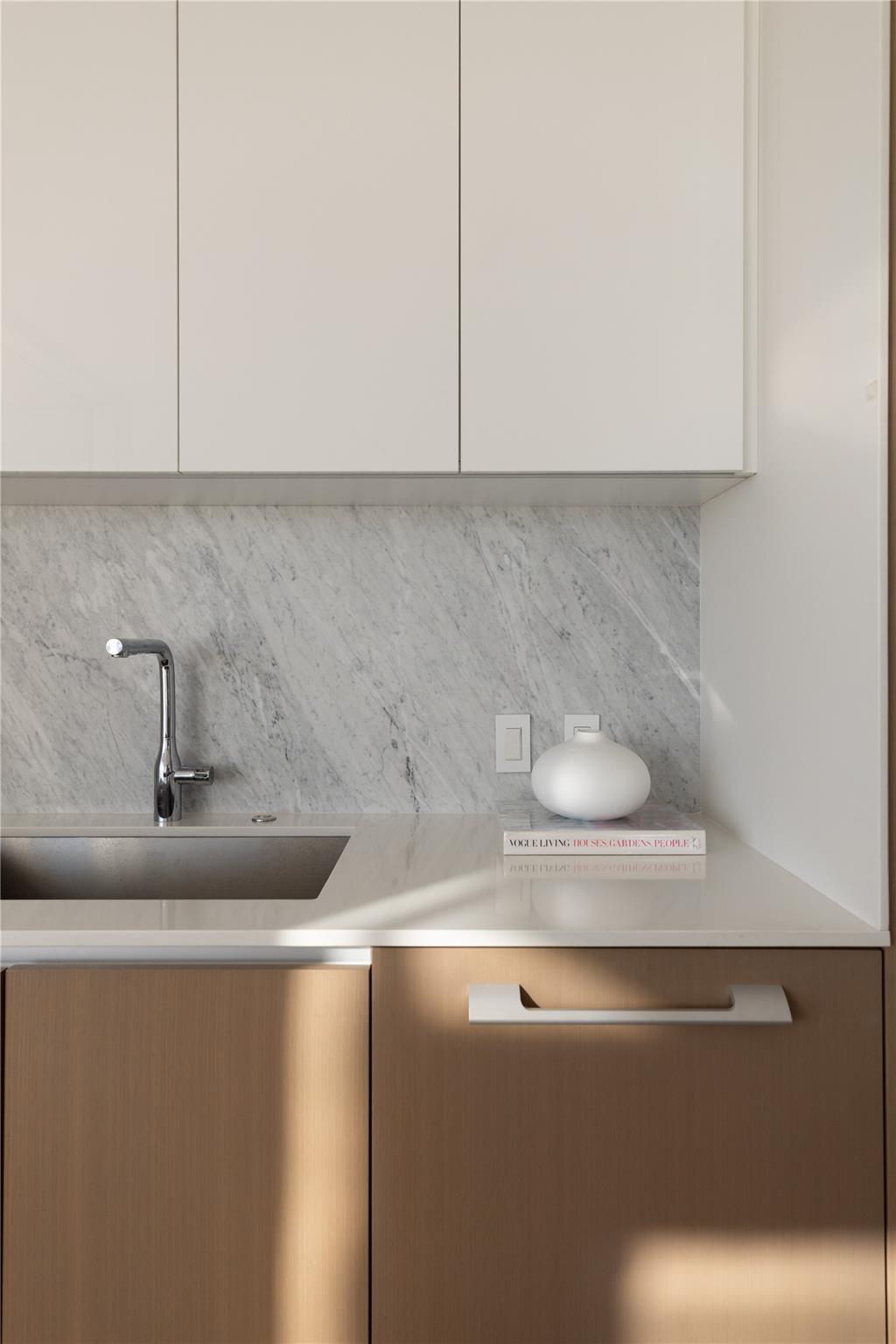 313 W 17th St # 2007, Austin, TX 78701