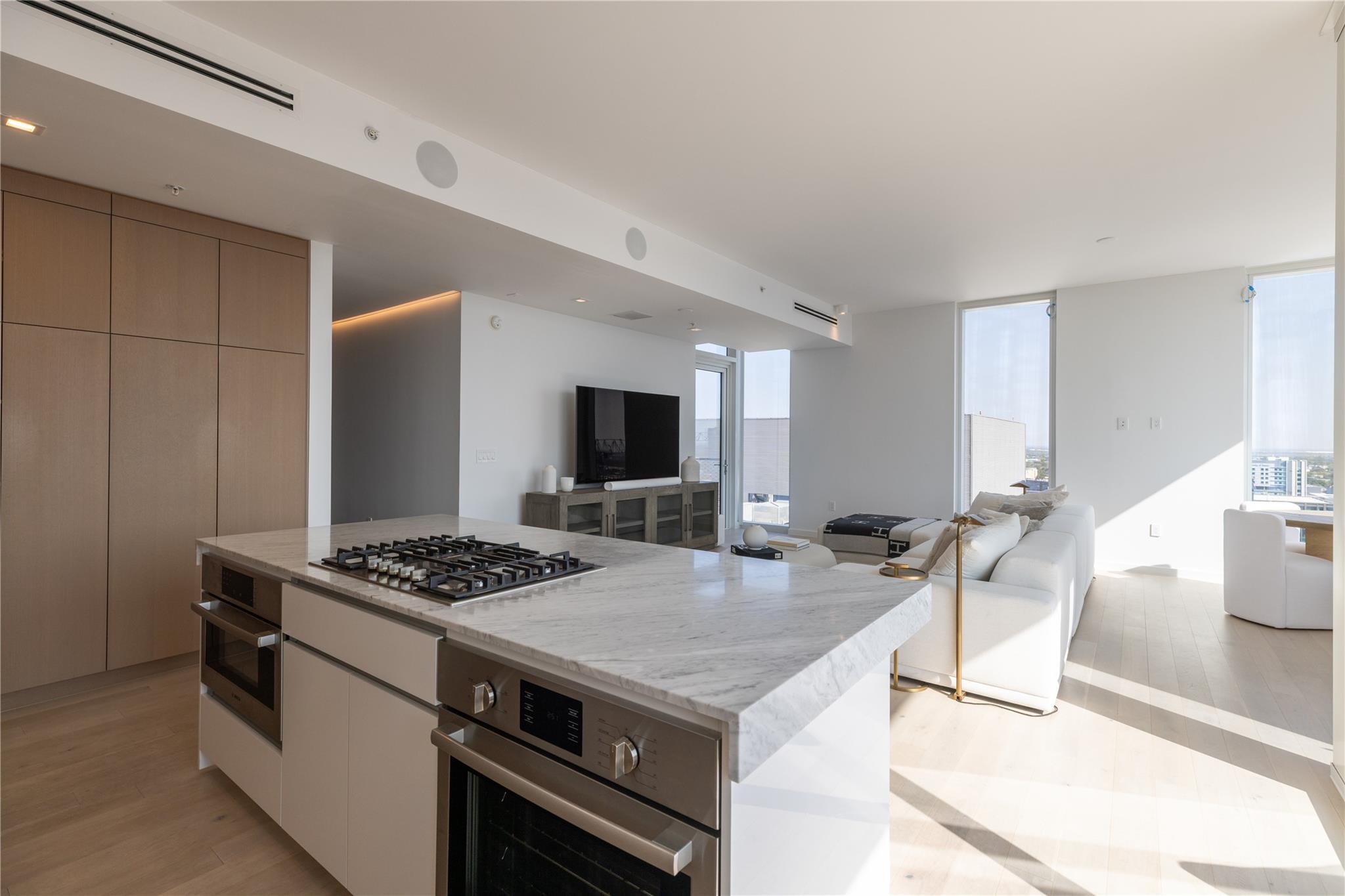 313 W 17th St # 2007, Austin, TX 78701