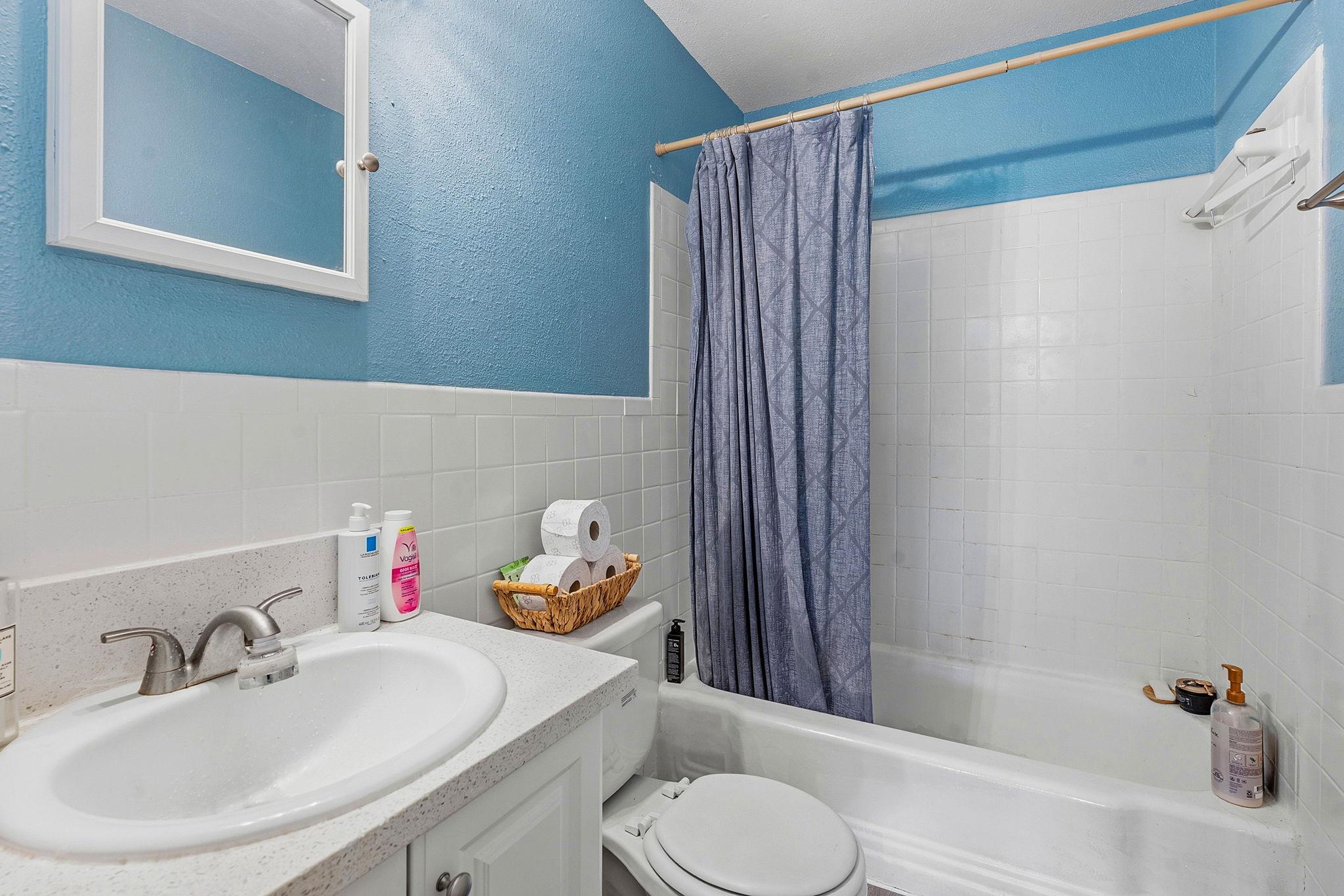 2910 Medical Arts St # 211, Austin, TX 78705