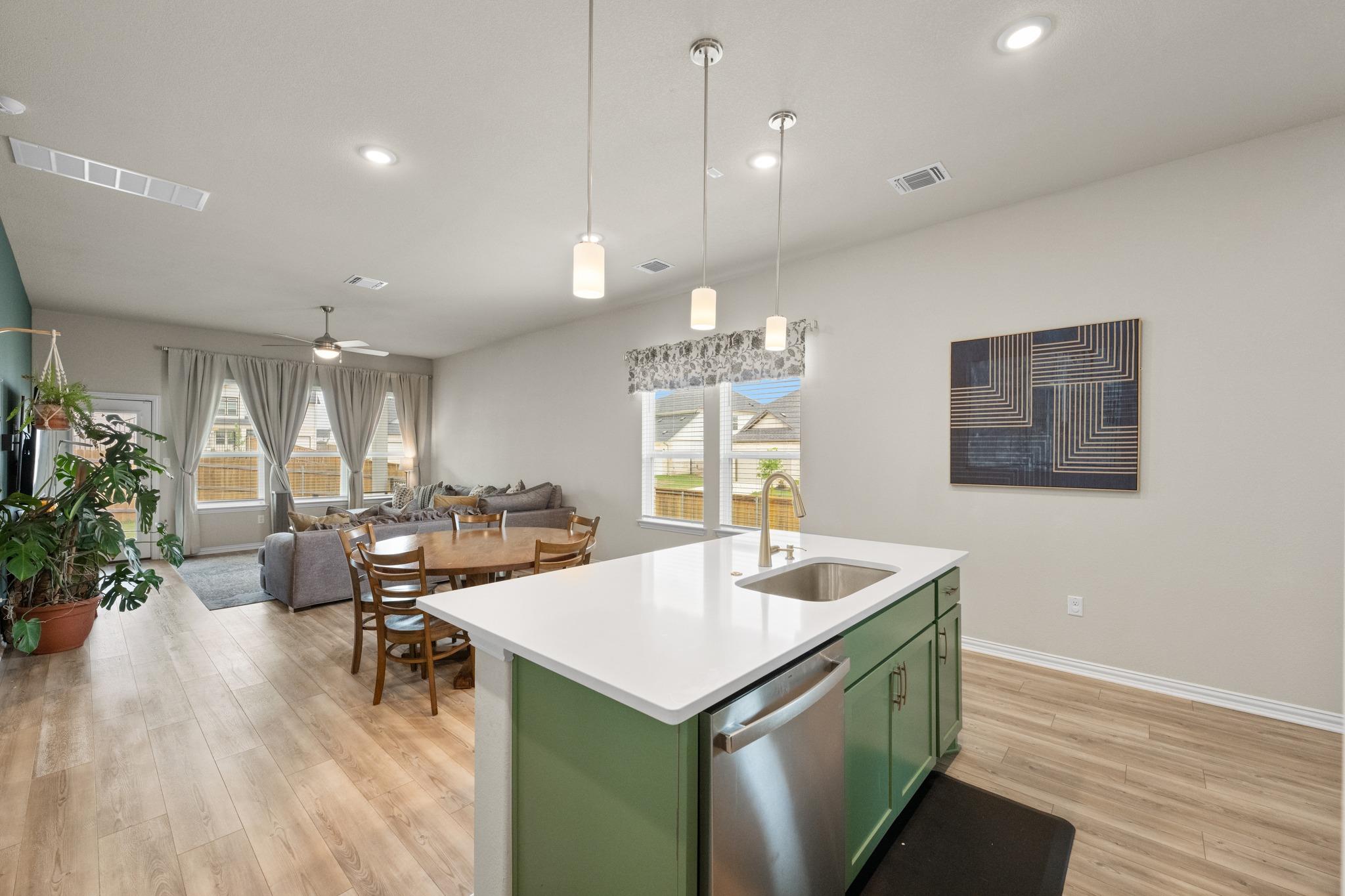 11800 Seaside Woods Dr, Austin, TX 78747