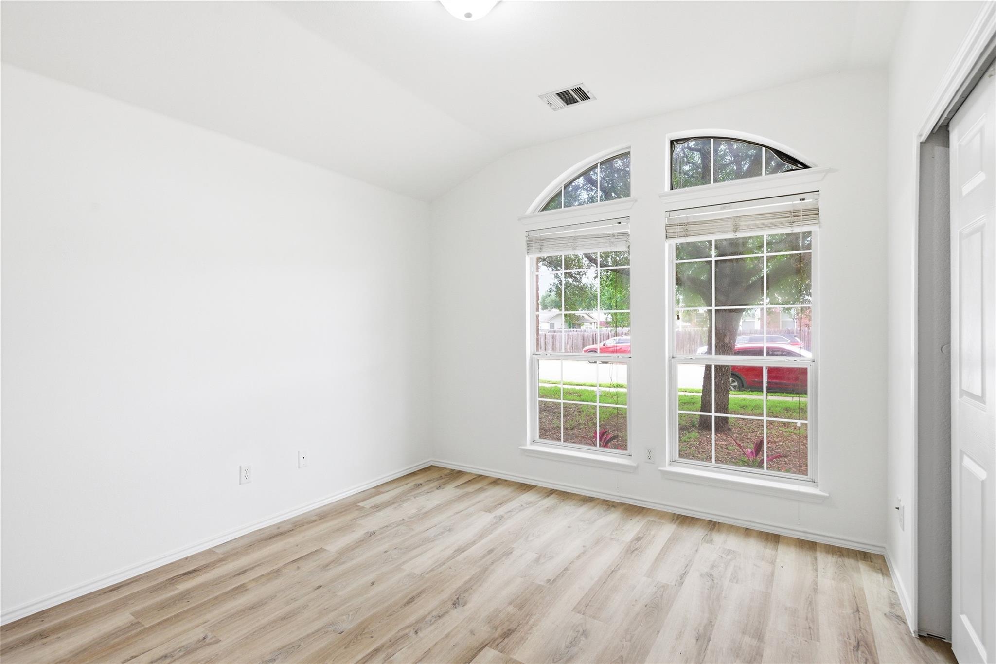 3555 Sandy Koufax Ln, Round Rock, TX 78665