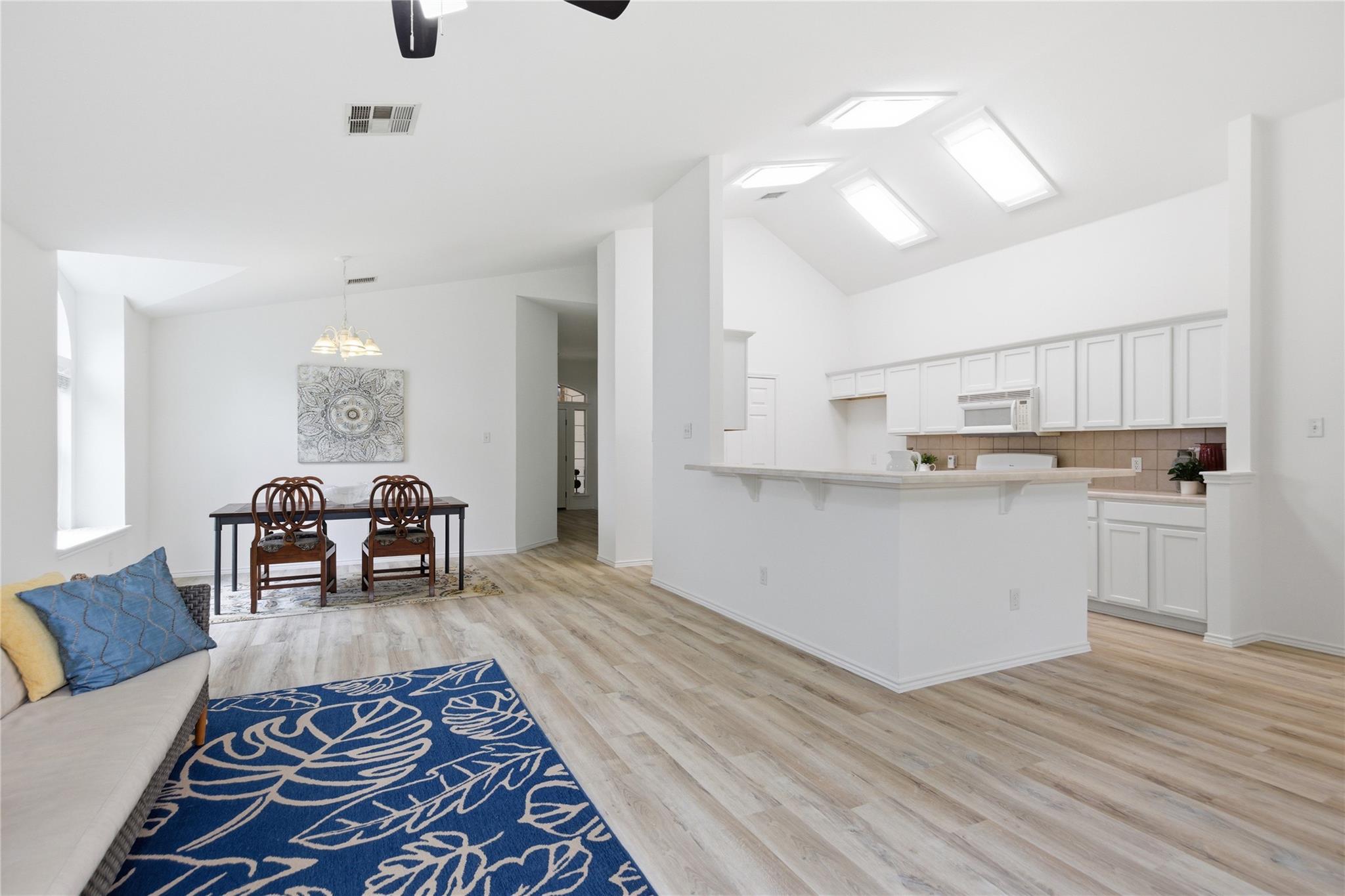 3555 Sandy Koufax Ln, Round Rock, TX 78665