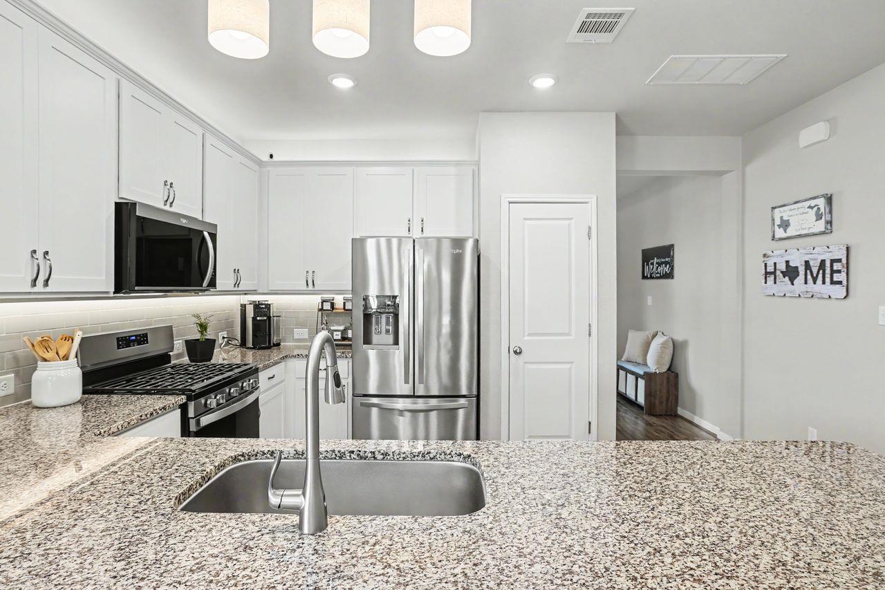 5820 Livorno Cv, Round Rock, TX 78665