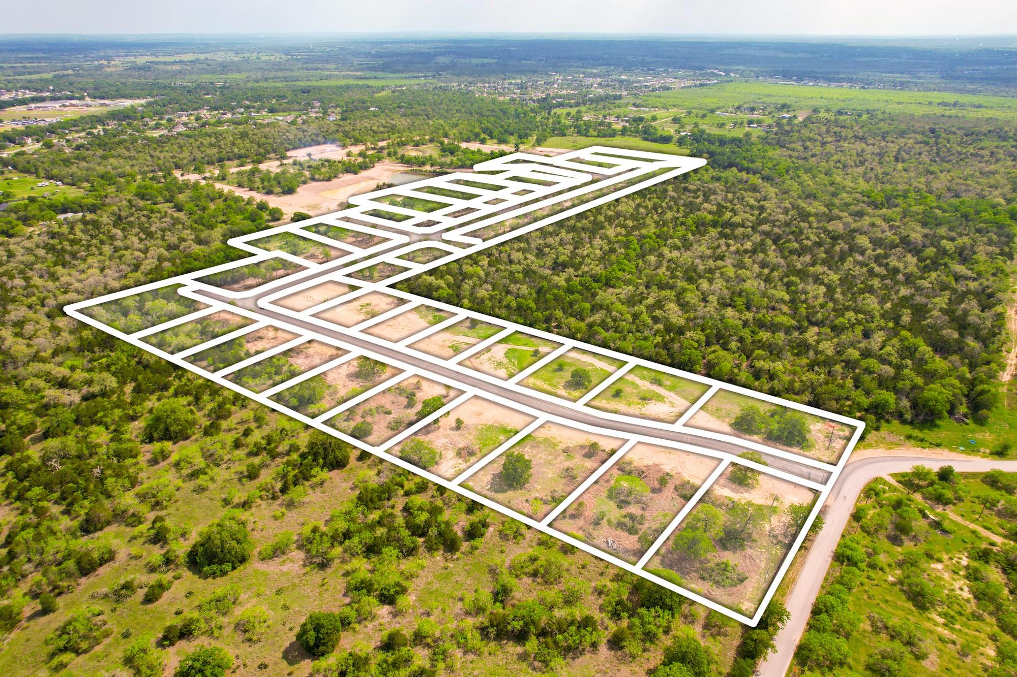 152 Della Ln, Cedar Creek, TX 78612