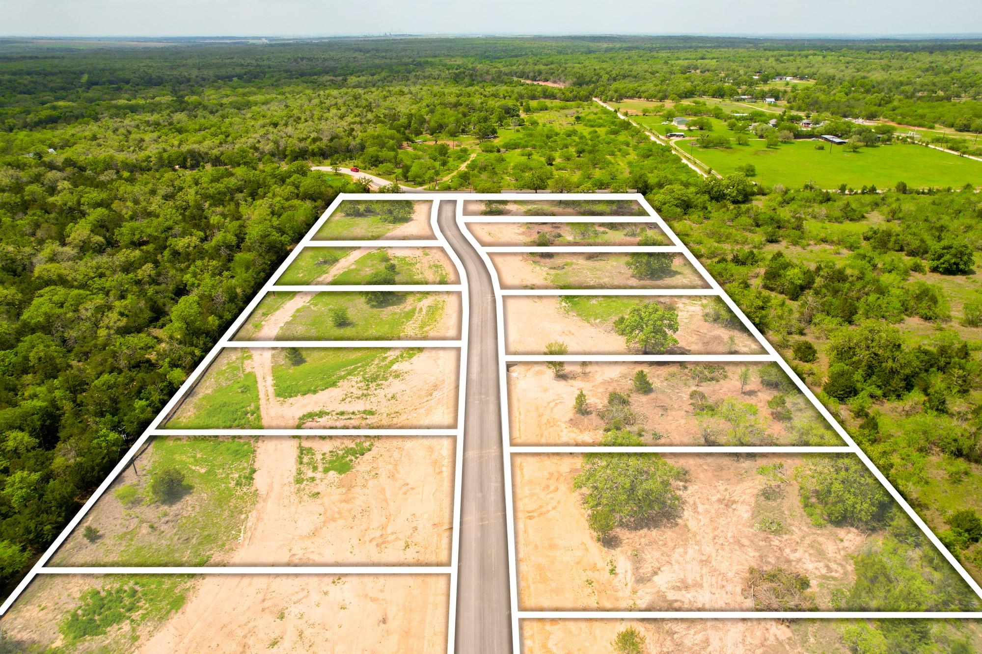 152 Della Ln, Cedar Creek, TX 78612