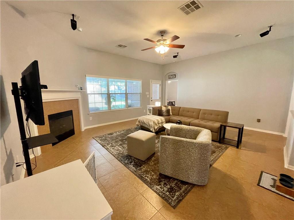 501 King Eider Ln, Cedar Park, TX 78613