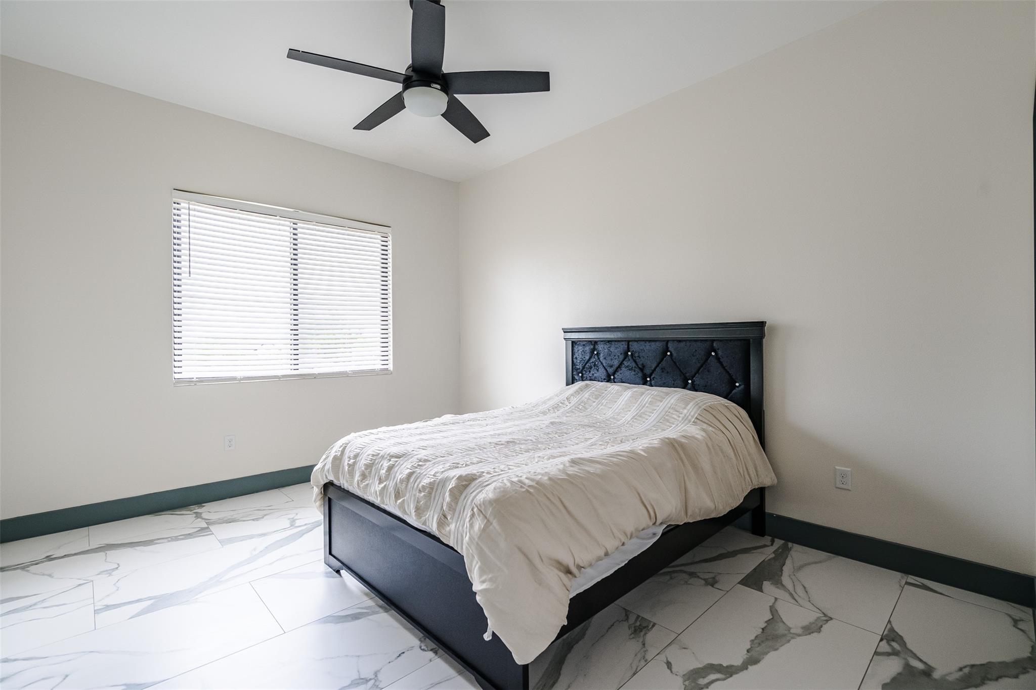 177 Maldonado Trl # B, Del Valle, TX 78617