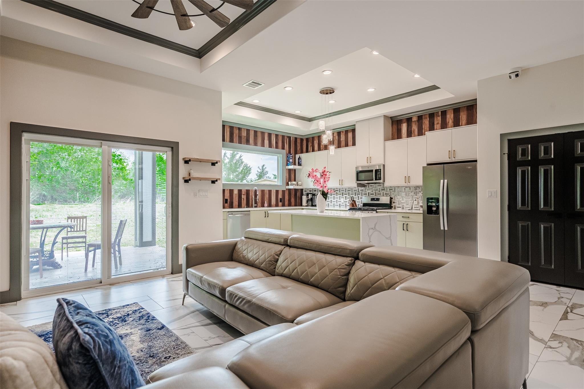 177 Maldonado Trl # B, Del Valle, TX 78617