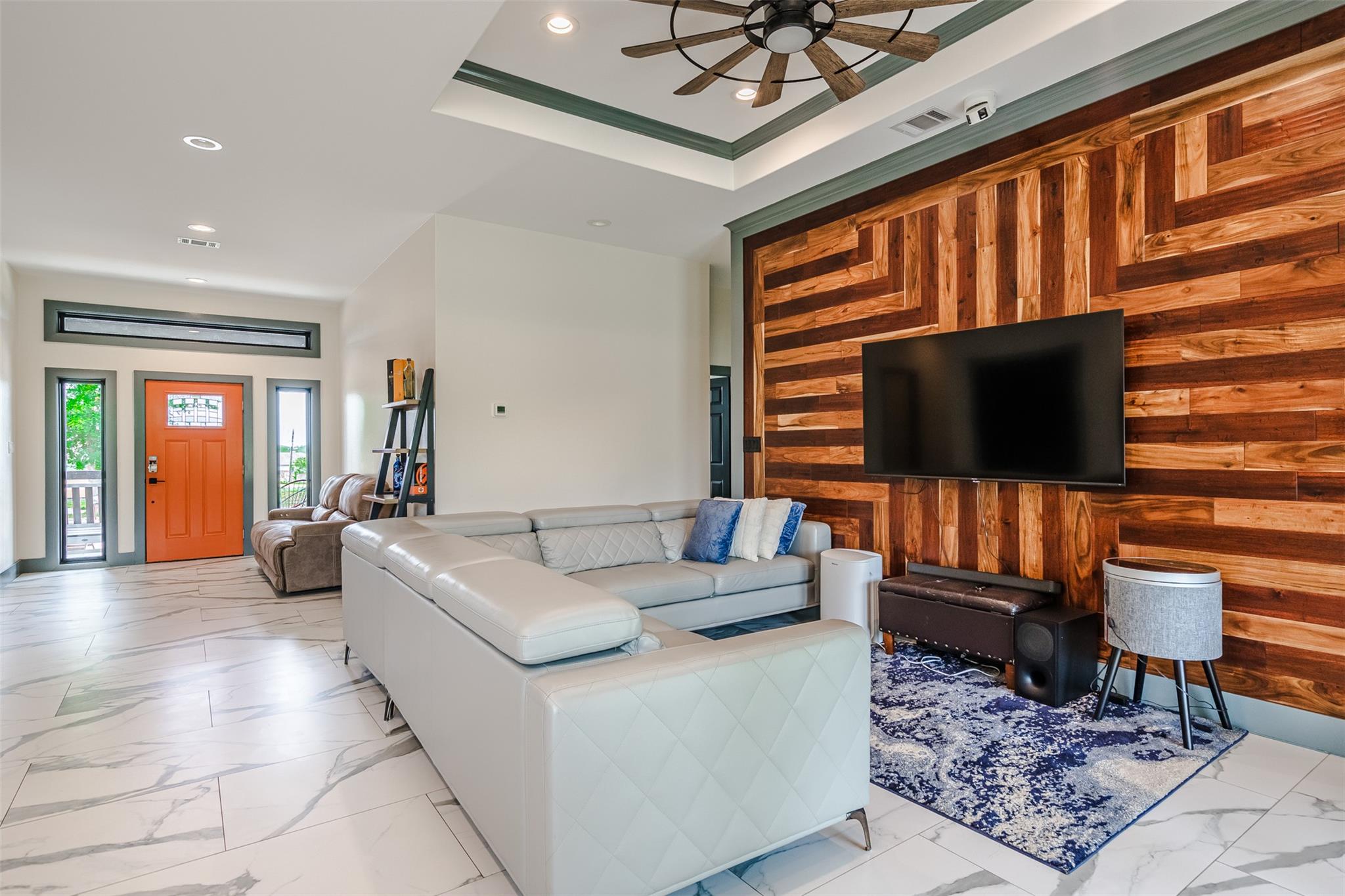 177 Maldonado Trl # B, Del Valle, TX 78617