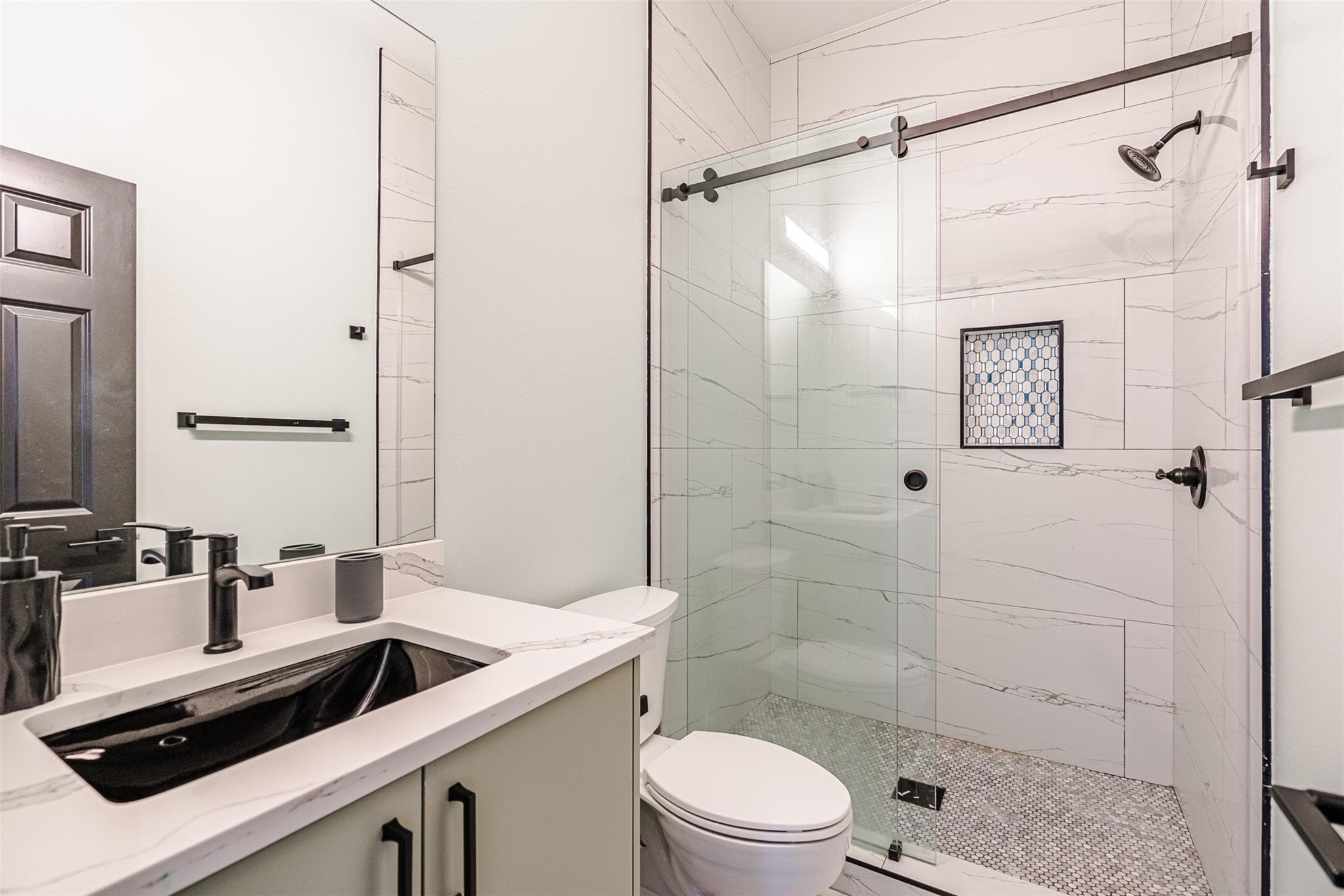 177 Maldonado Trl # B, Del Valle, TX 78617