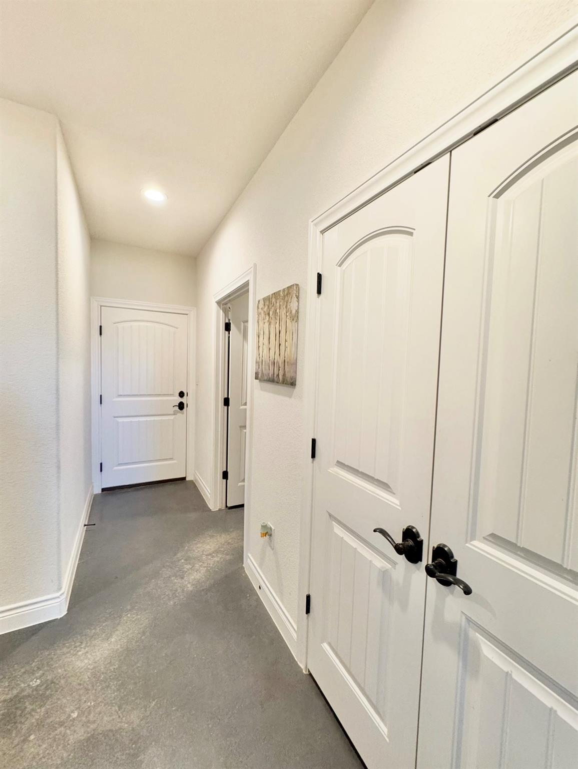 1094 Raintree Ln, Elgin, TX 78621