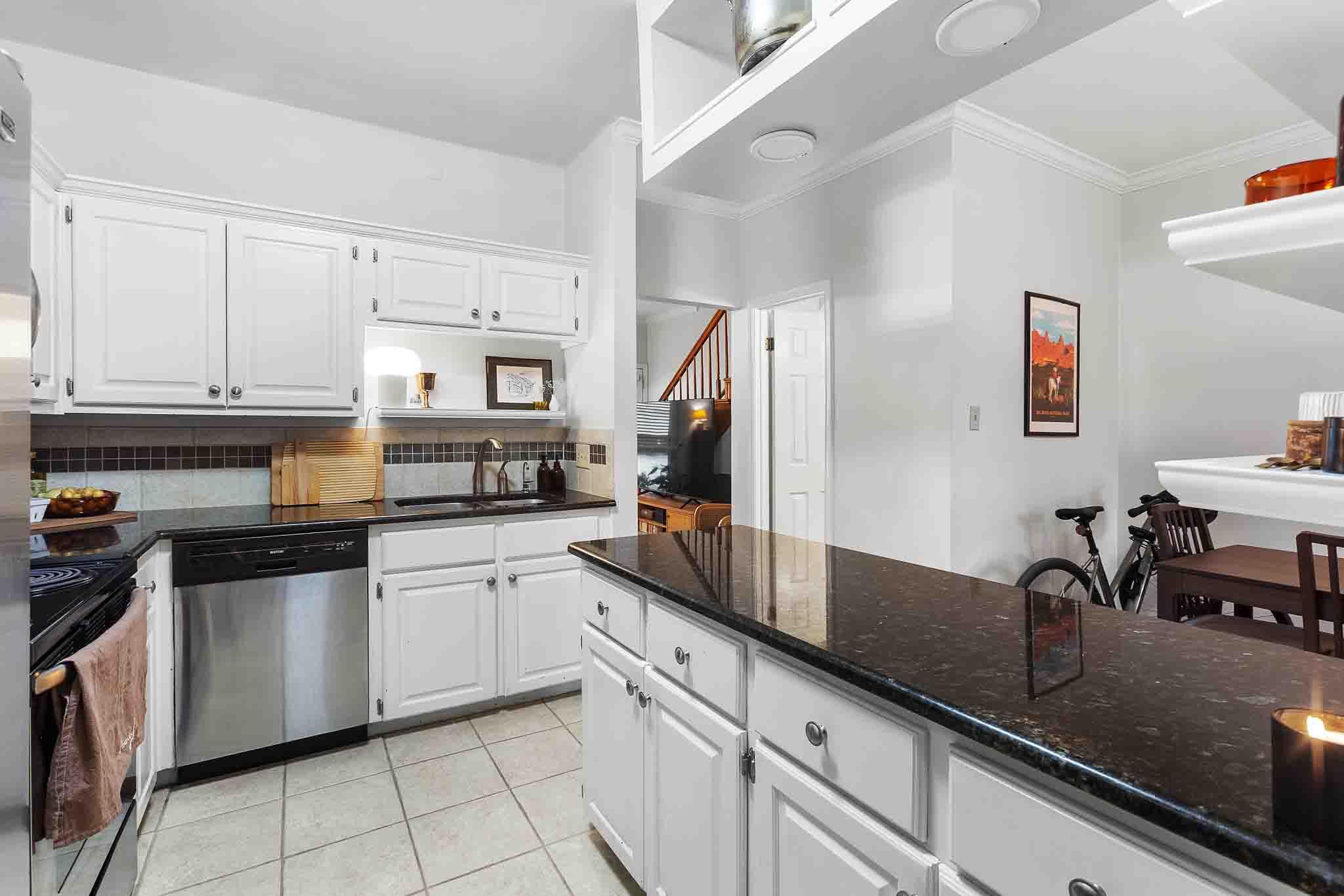 1307 Kinney Ave # 108, Austin, TX 78704