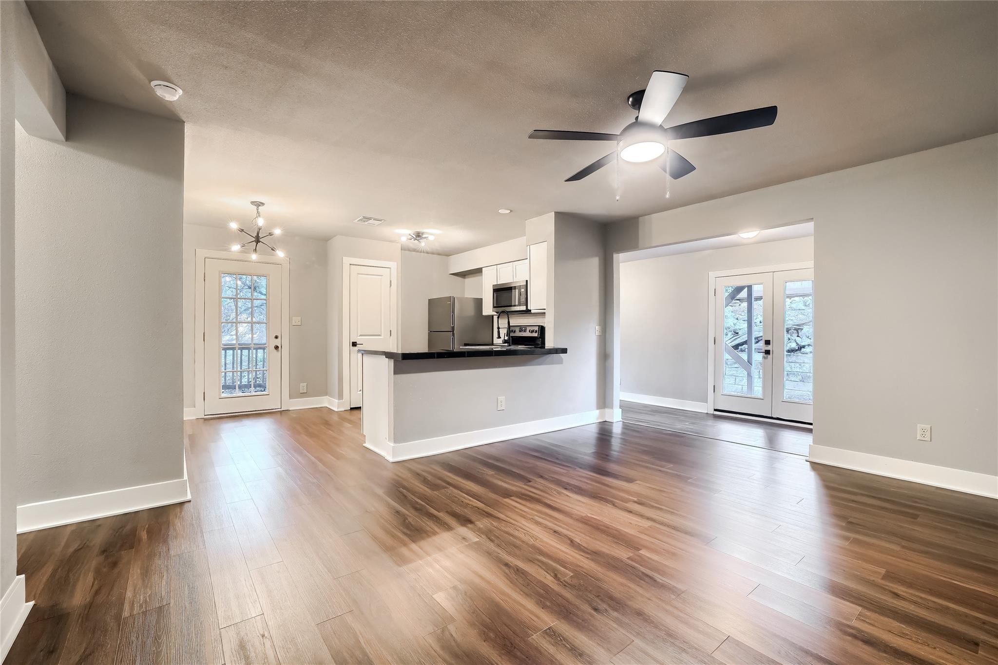 5909 Lago Vista Way D # D, Lago Vista, TX 78645