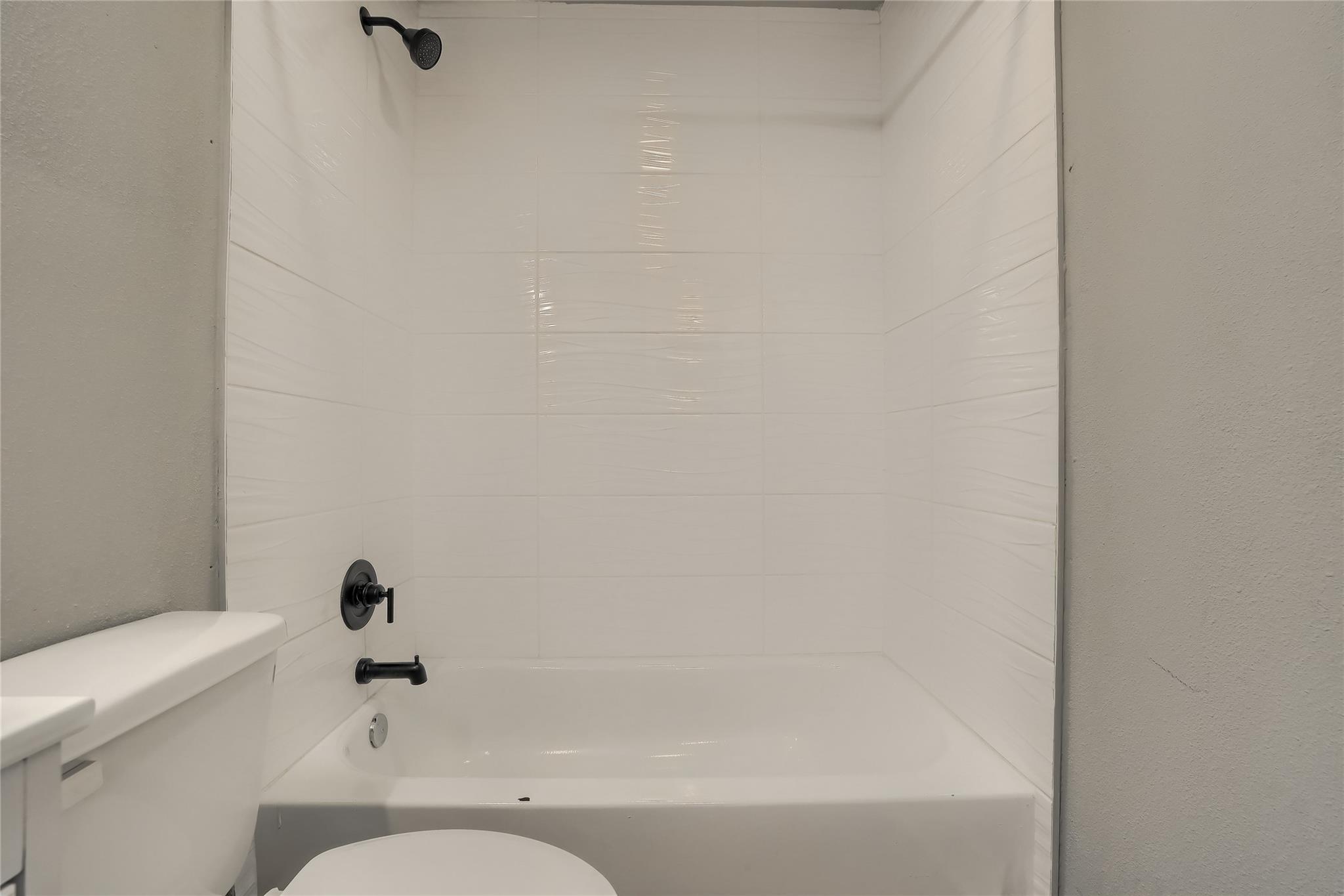 5909 Lago Vista Way D # D, Lago Vista, TX 78645