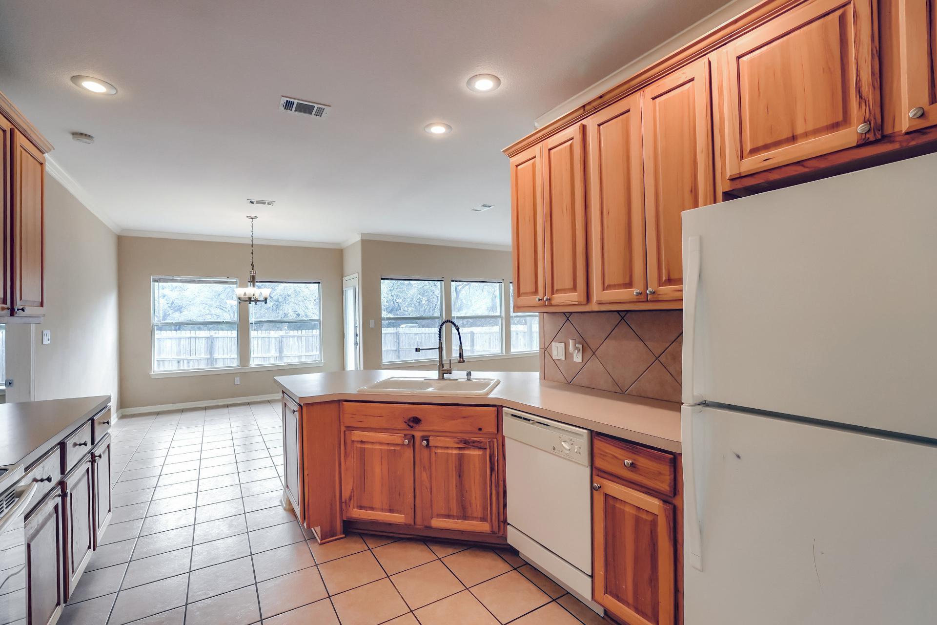 21501 Boggy Ford Rd # B, Lago Vista, TX 78645