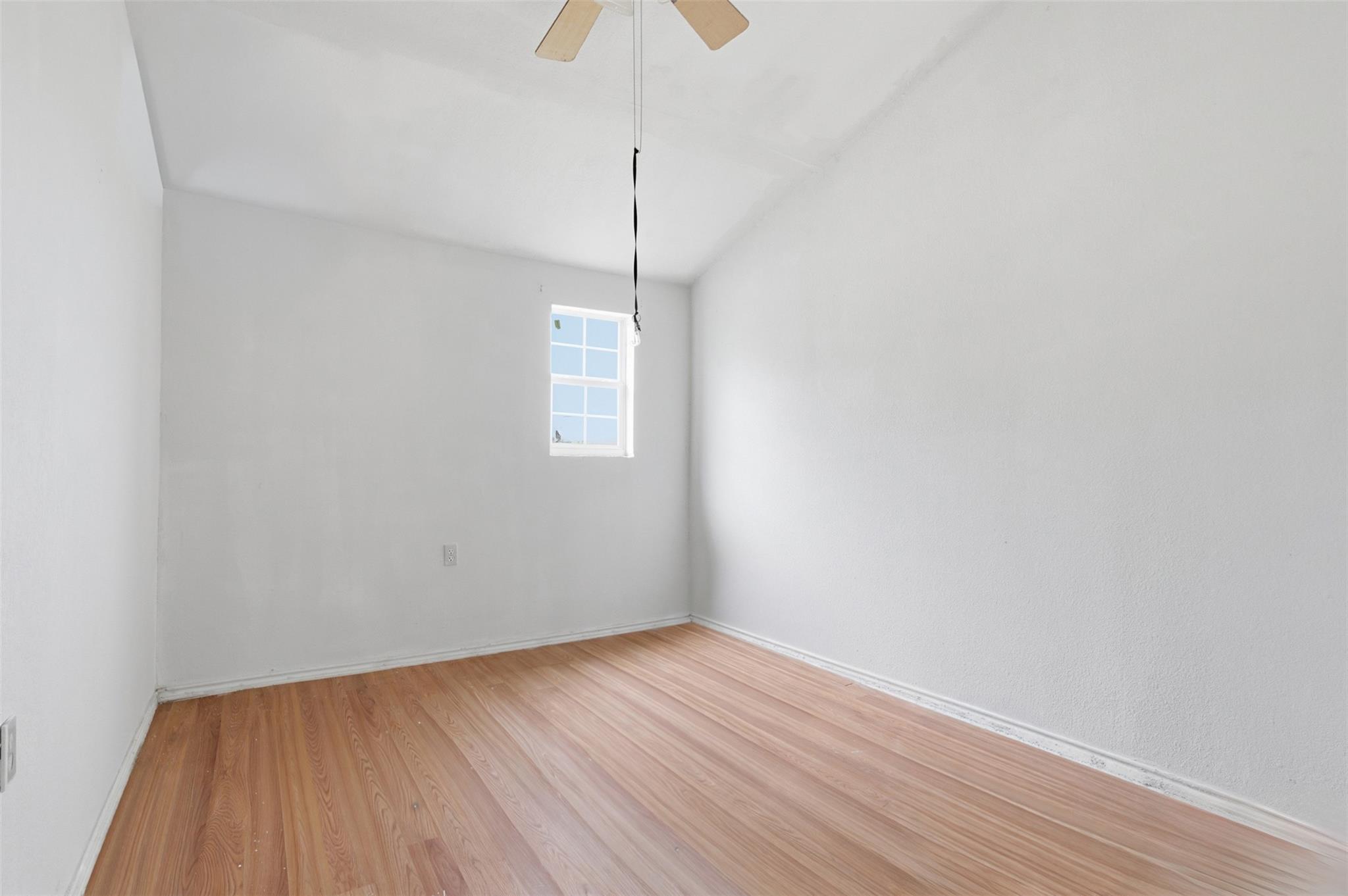 345 Morning Mist, Lockhart, TX 78644