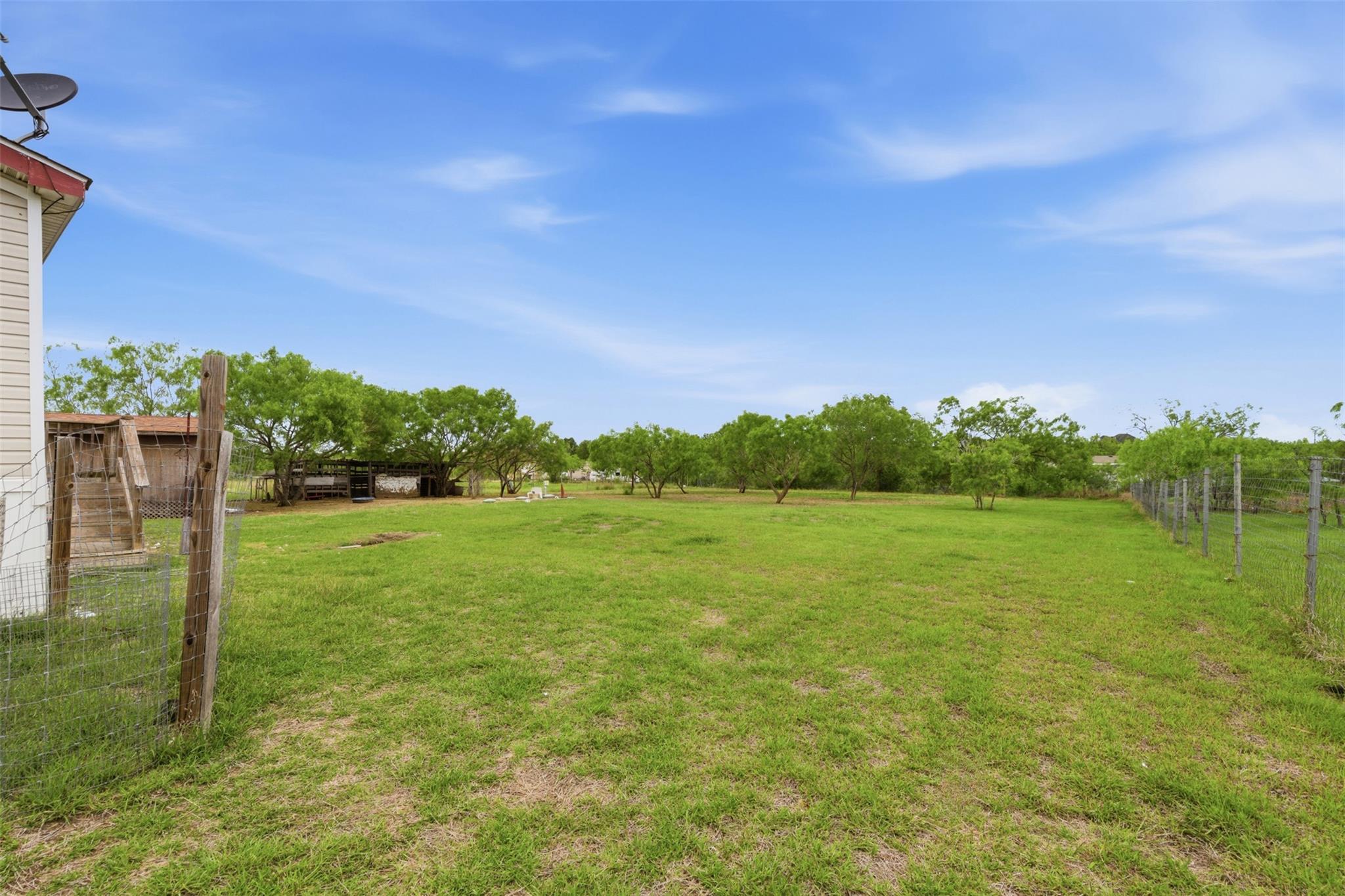 345 Morning Mist, Lockhart, TX 78644
