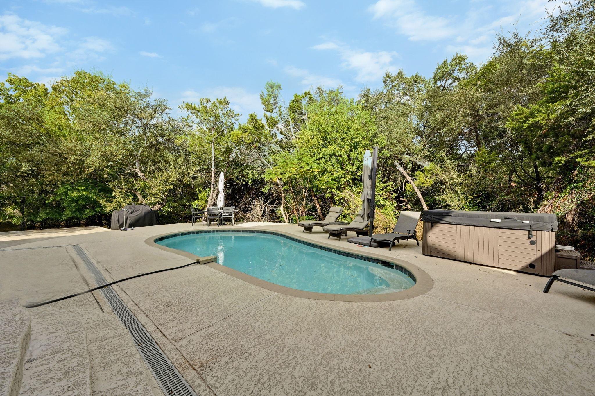 201 Comanche Cp, Kyle, TX 78640