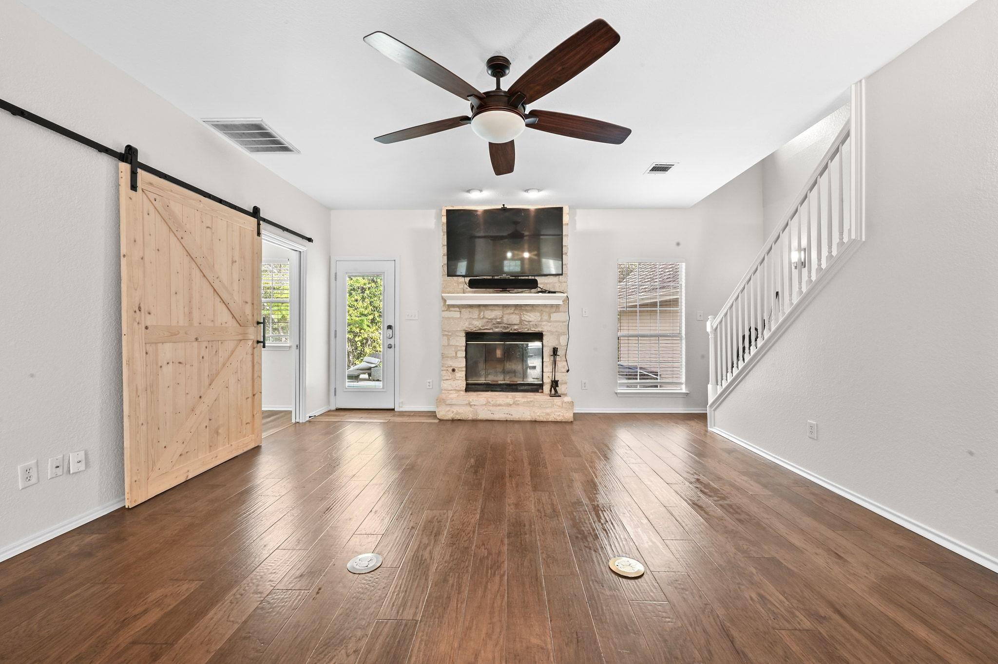 201 Comanche Cp, Kyle, TX 78640