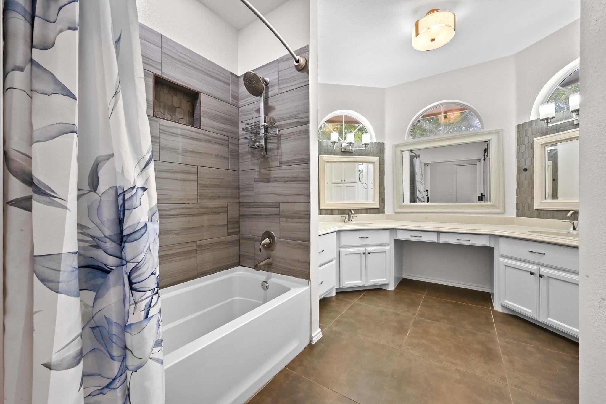 201 Comanche Cp, Kyle, TX 78640