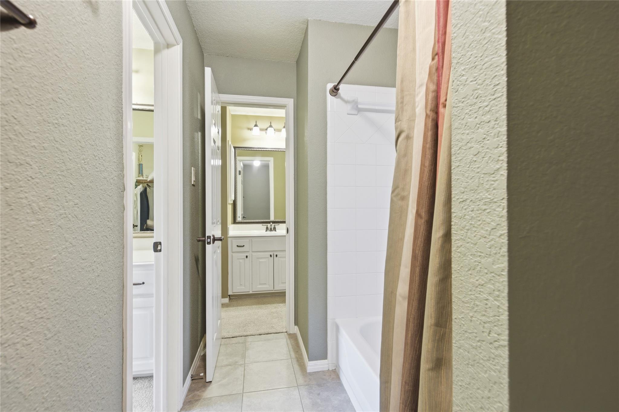 6008 Tributary Ridge Ct, Austin, TX 78759