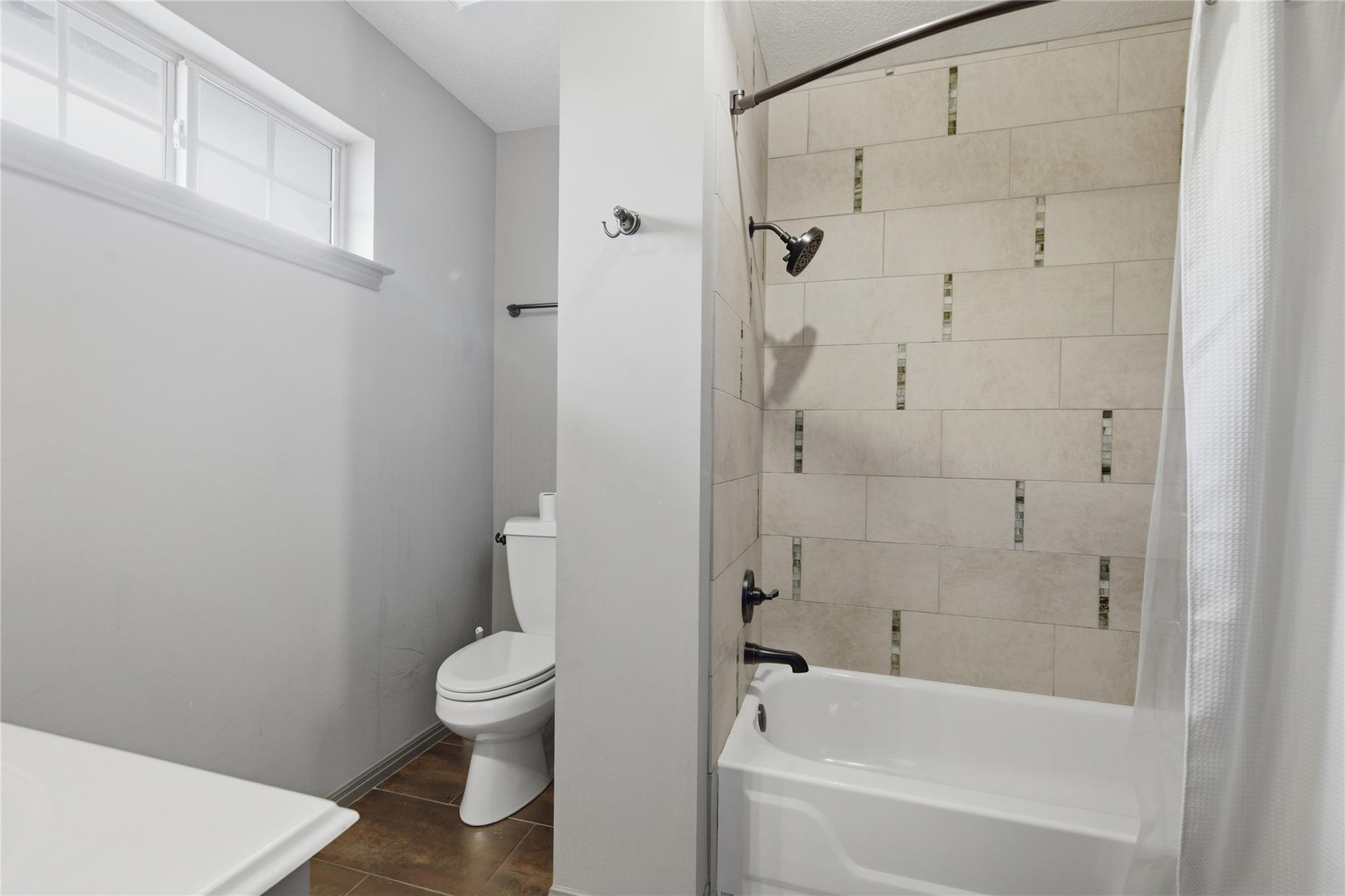 6008 Tributary Ridge Ct, Austin, TX 78759