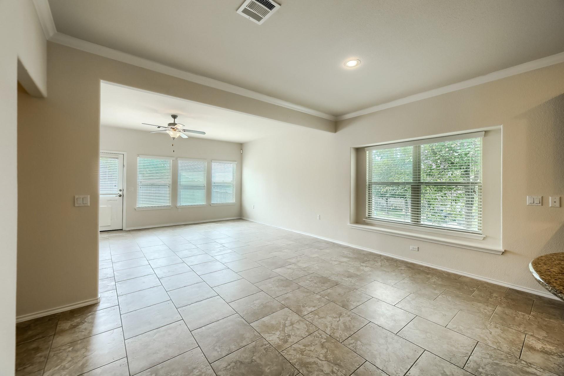10001 Pinnacle Crest Loop, Austin, TX 78747