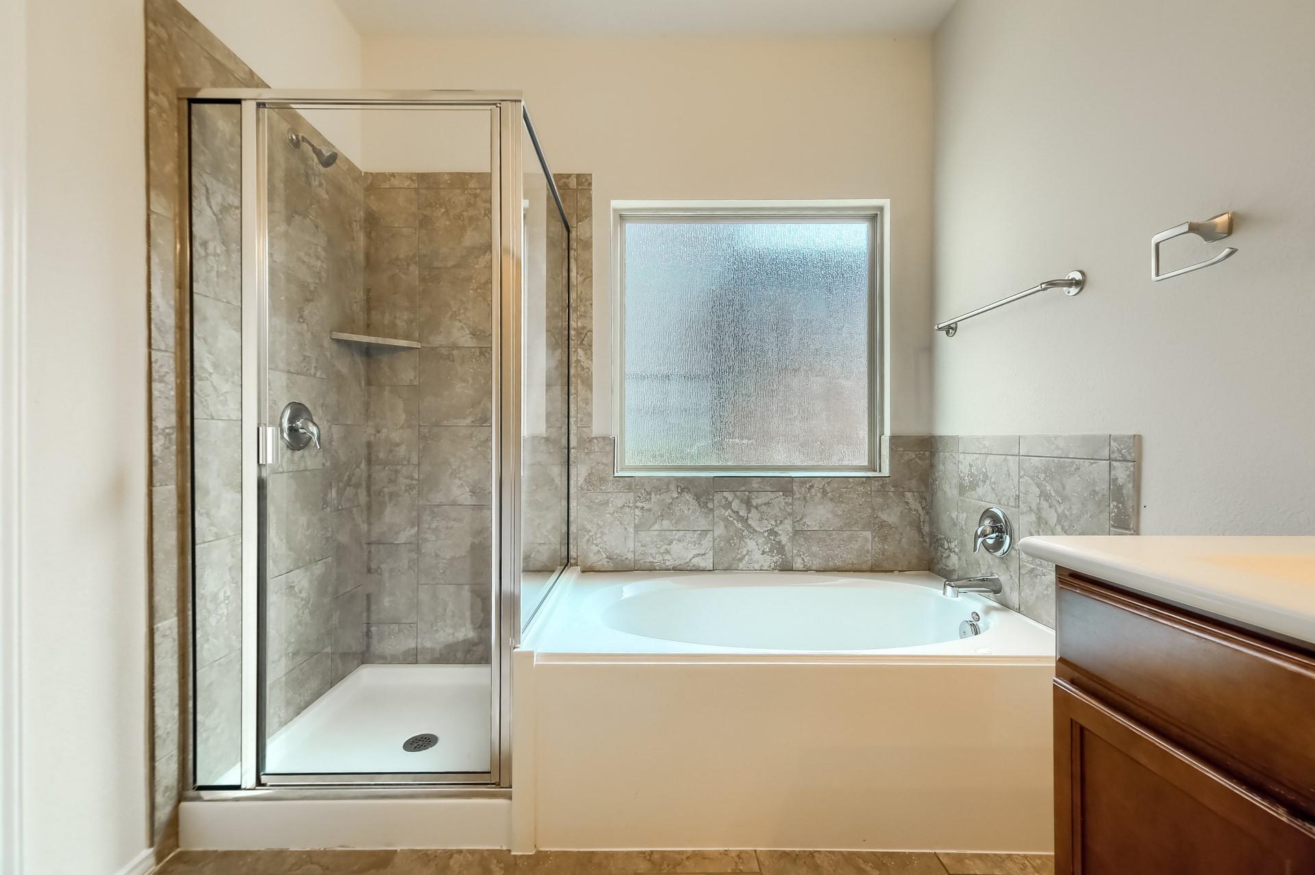 10001 Pinnacle Crest Loop, Austin, TX 78747