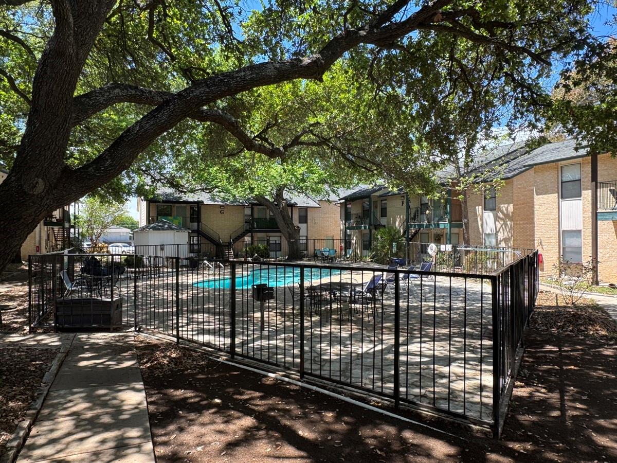 1624 Aquarena Springs Dr # A102, San Marcos, TX 78666