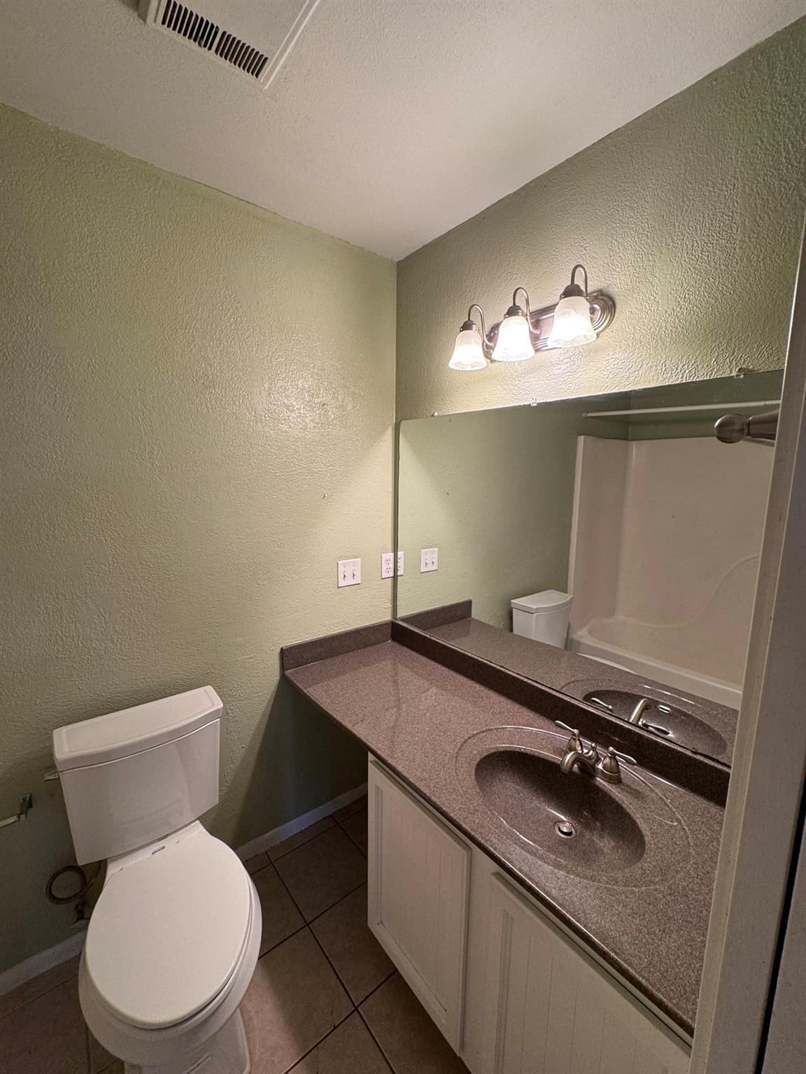 1624 Aquarena Springs Dr # A102, San Marcos, TX 78666