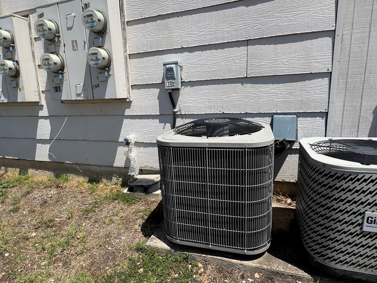 1624 Aquarena Springs Dr # A102, San Marcos, TX 78666